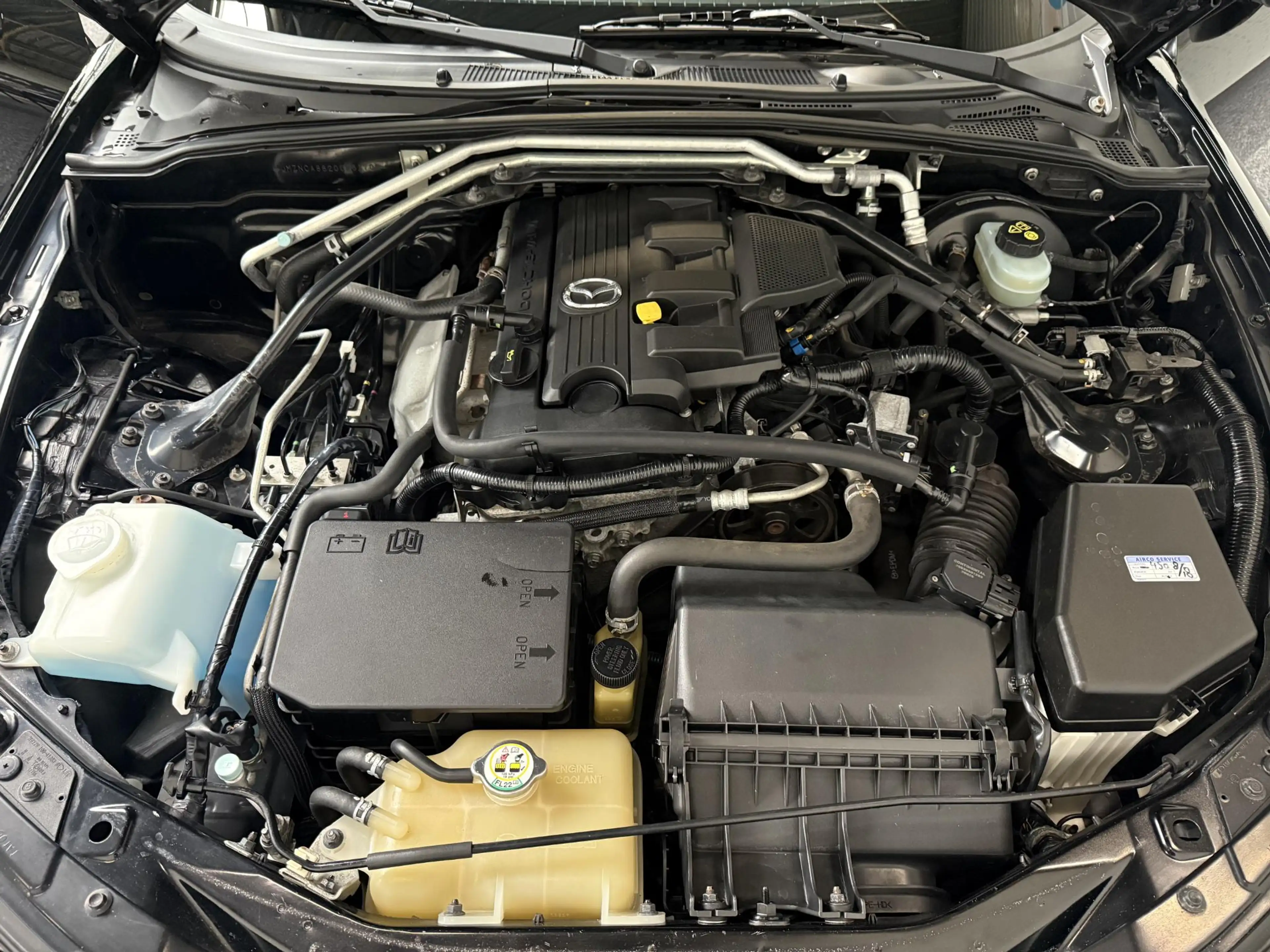 Mazda MX-5 Roadster Coupé 1.8 HANABI | HARDTOP | LEDER — photo 23