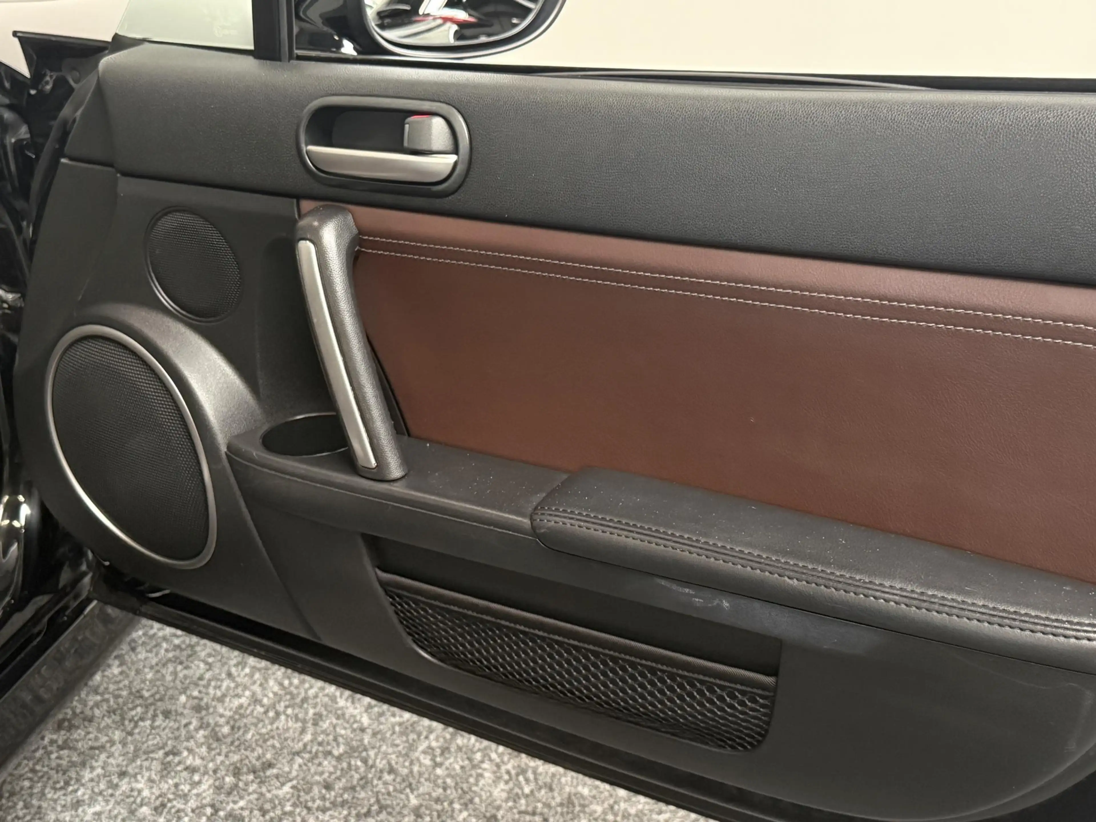 Mazda MX-5 Roadster Coupé 1.8 HANABI | HARDTOP | LEDER — photo 7