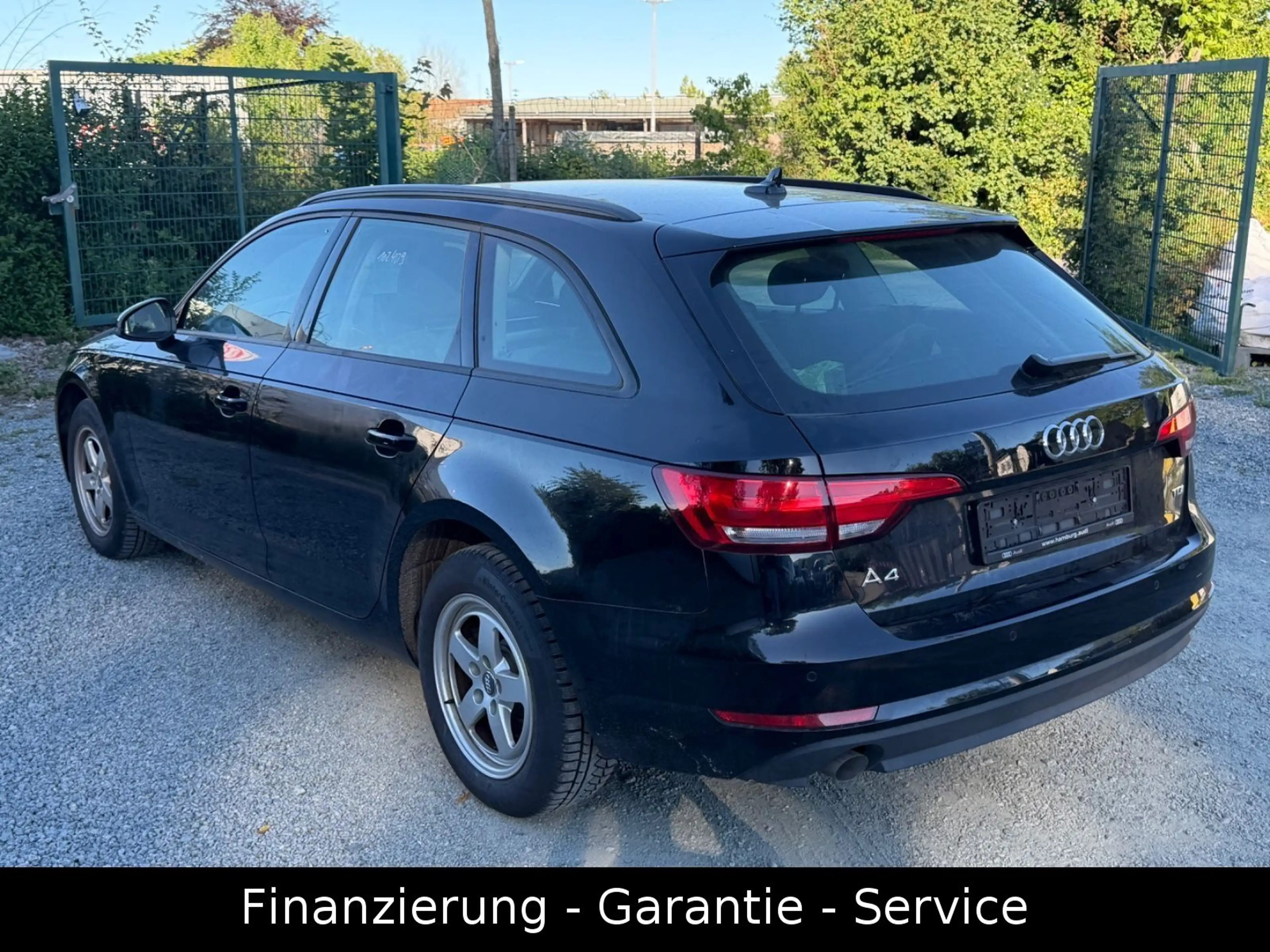 Audi A4 Avant 2.0 TDI S-Tronic/WENIG KM/PDC/SPORT — photo 4
