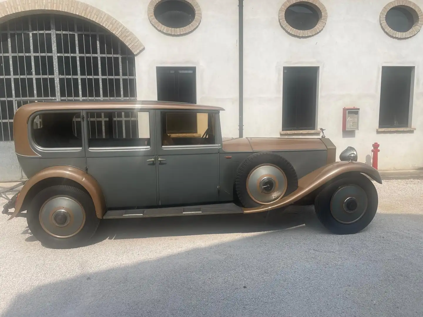 Rolls-Royce Phantom Park Ward - 2