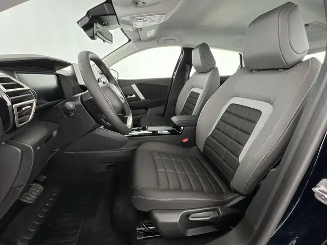 Citroen C4 view 7