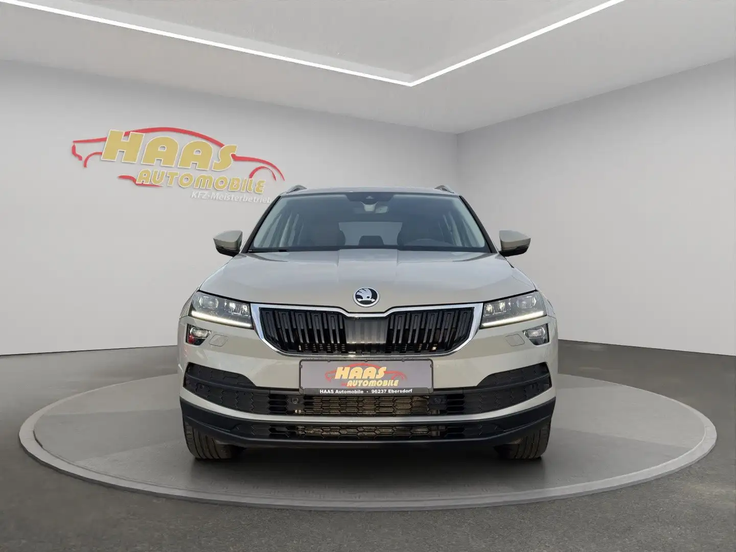 Skoda Karoq Style*Navigation*ACC*LED* Gris - 2