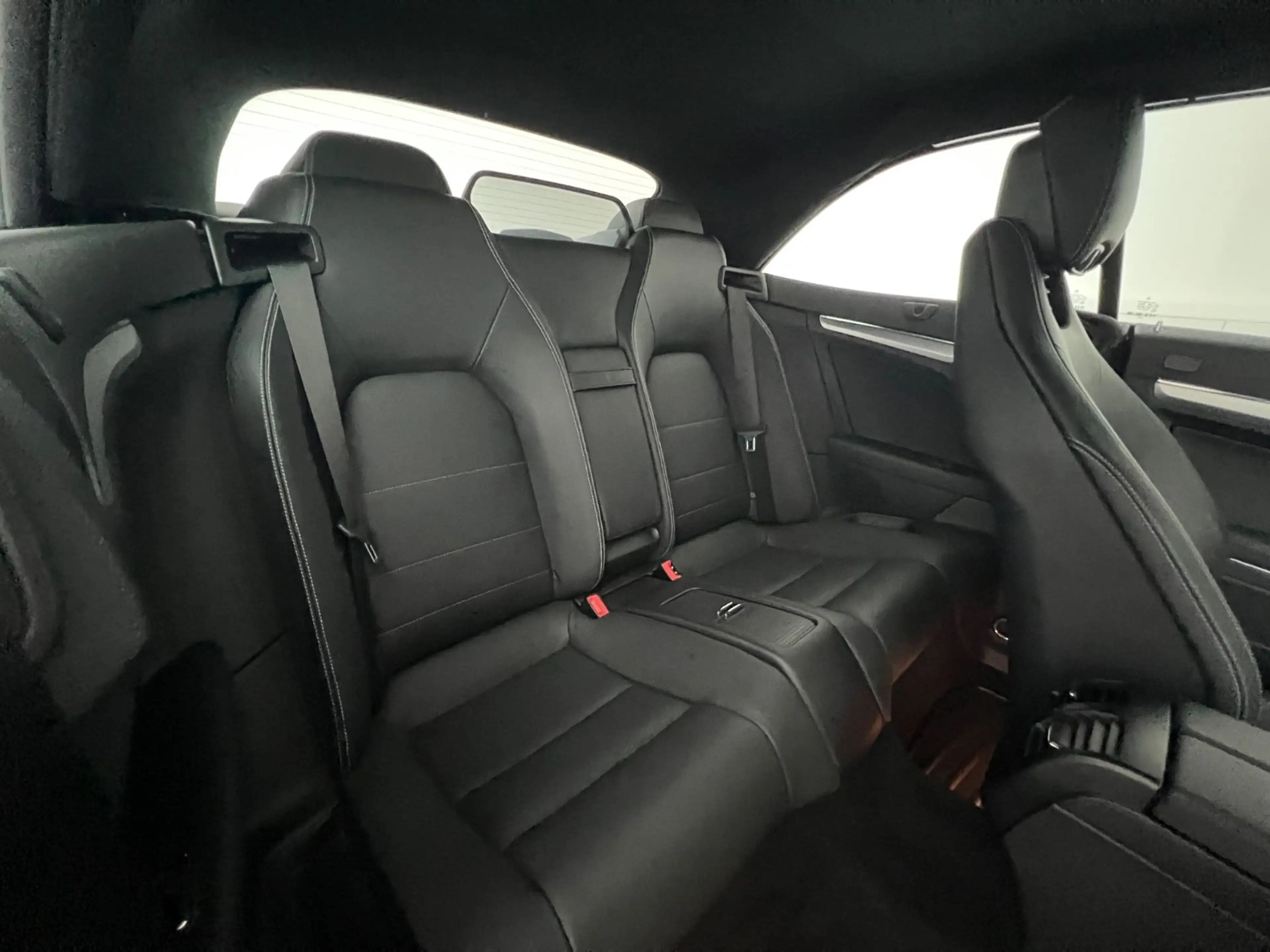 Mercedes-Benz E 250 CDI CABRIO/ RENTNER/ GARANTIE//NUR 76.tKM/ — photo 9