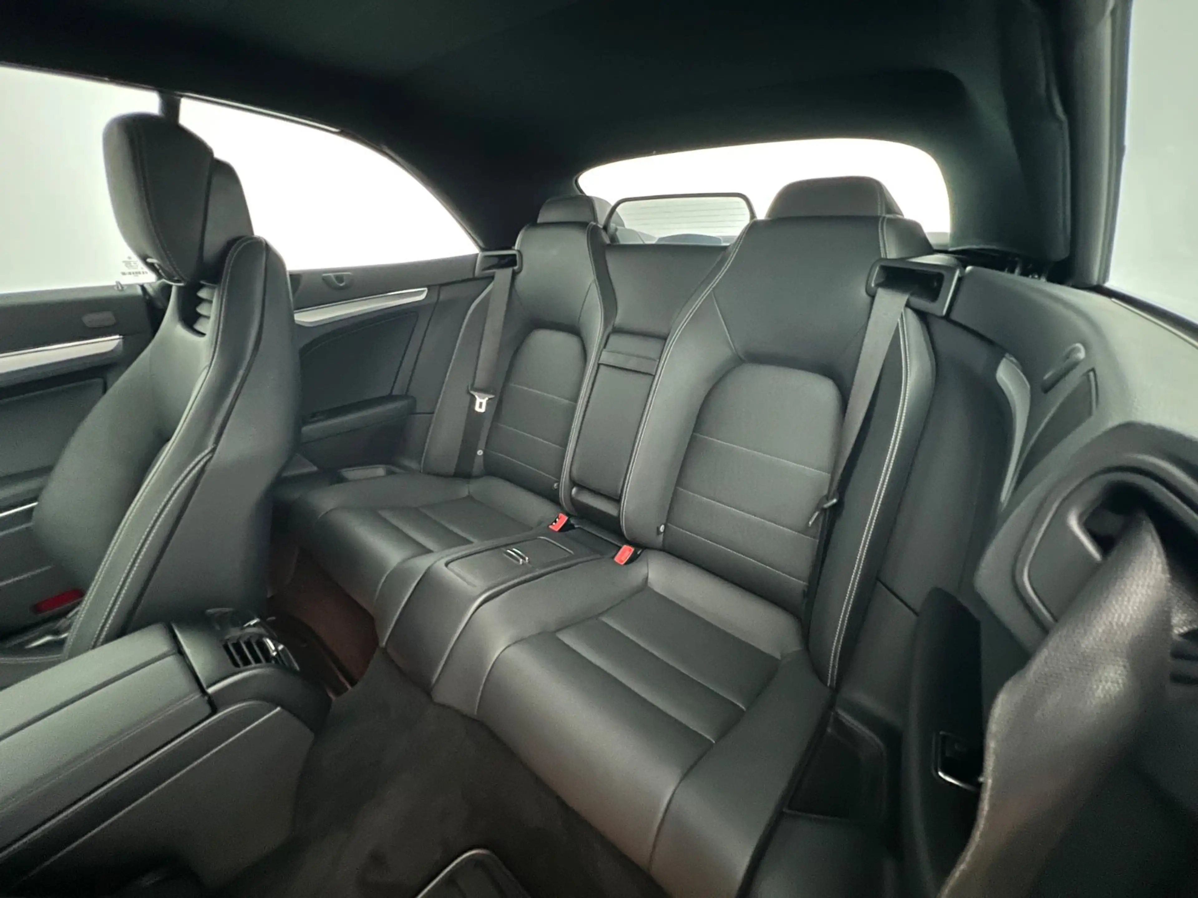 Mercedes-Benz E 250 CDI CABRIO/ RENTNER/ GARANTIE//NUR 76.tKM/ — photo 7