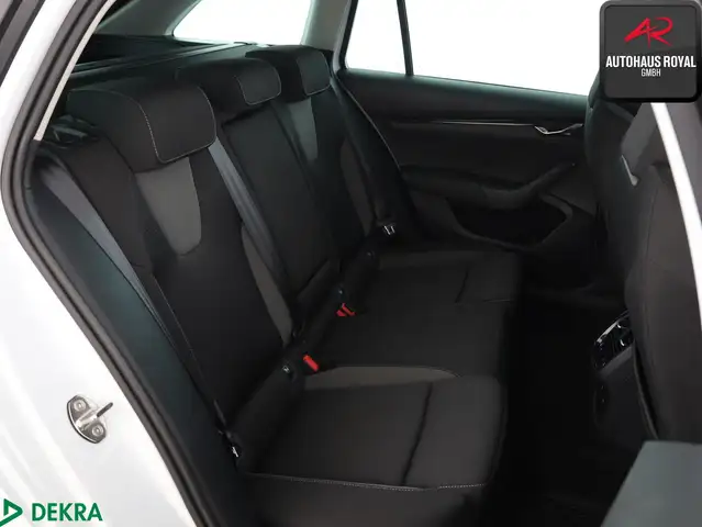 Skoda Octavia view 13