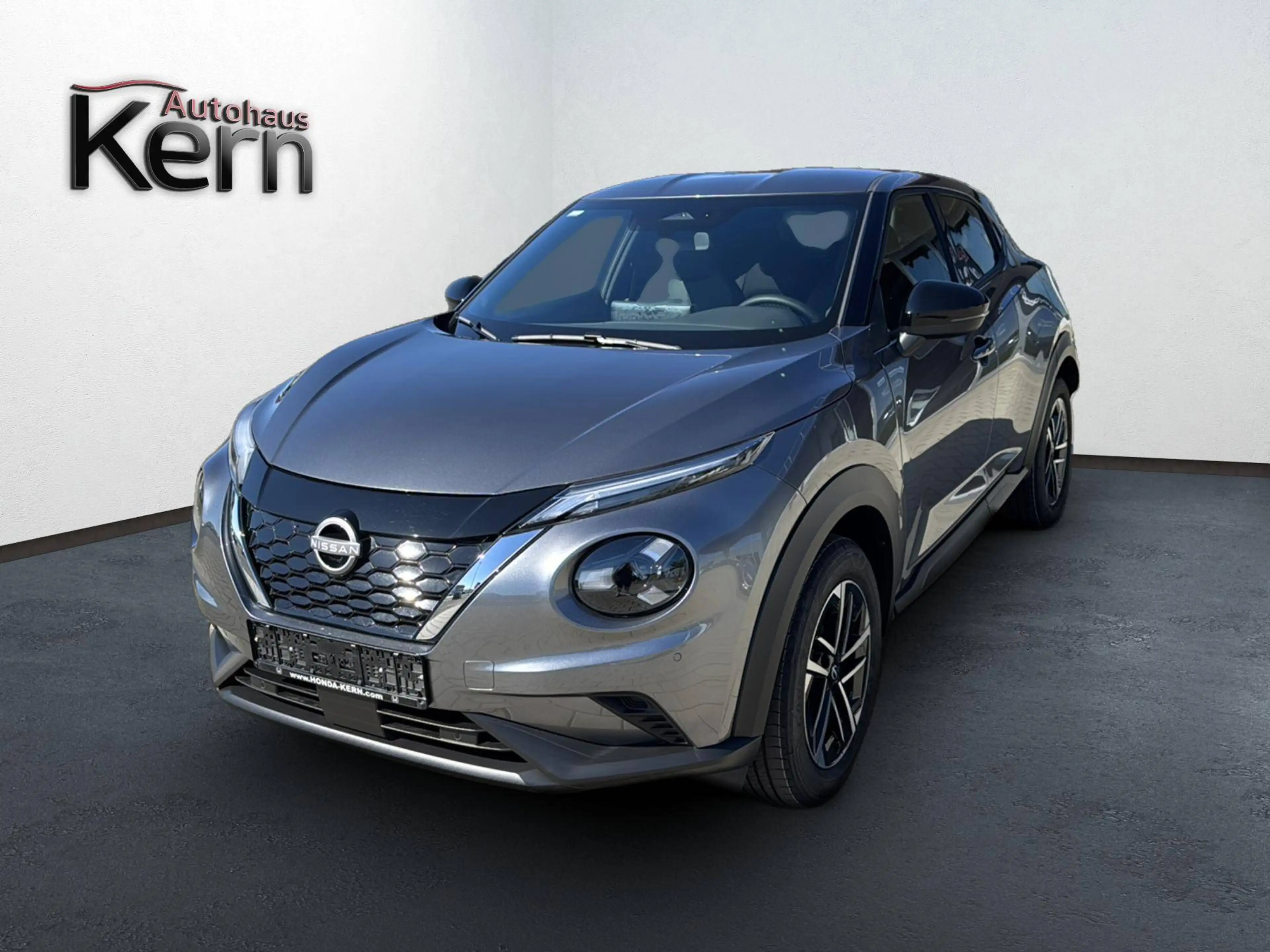 Nissan Juke 1.6 N-Connecta Hybrid 4AMT