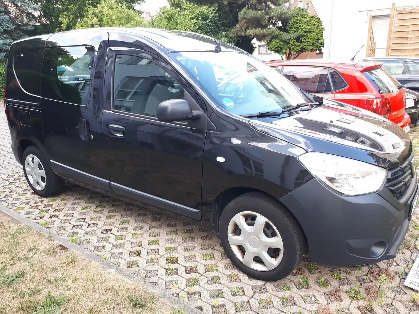 Dacia Dokker Express TCe 115 Comfort Schwarz - 1