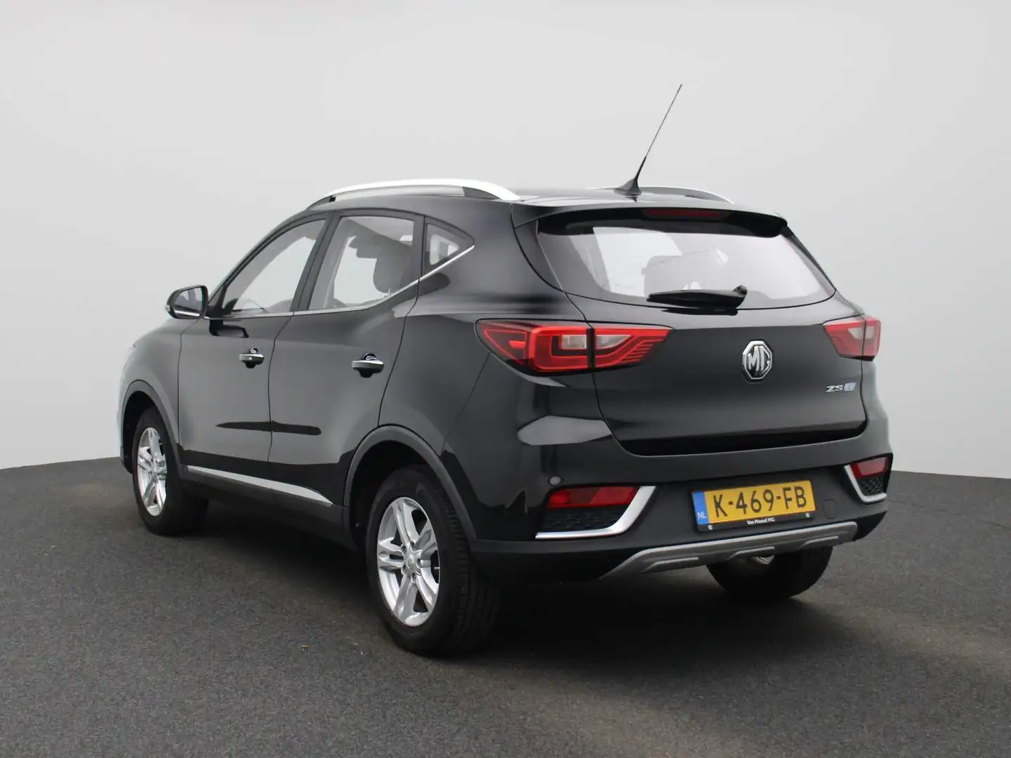 MG ZS MG EV Comfort 45 kWh | NAVIGATIE | PARKEERSENSOREN Zwart - 2