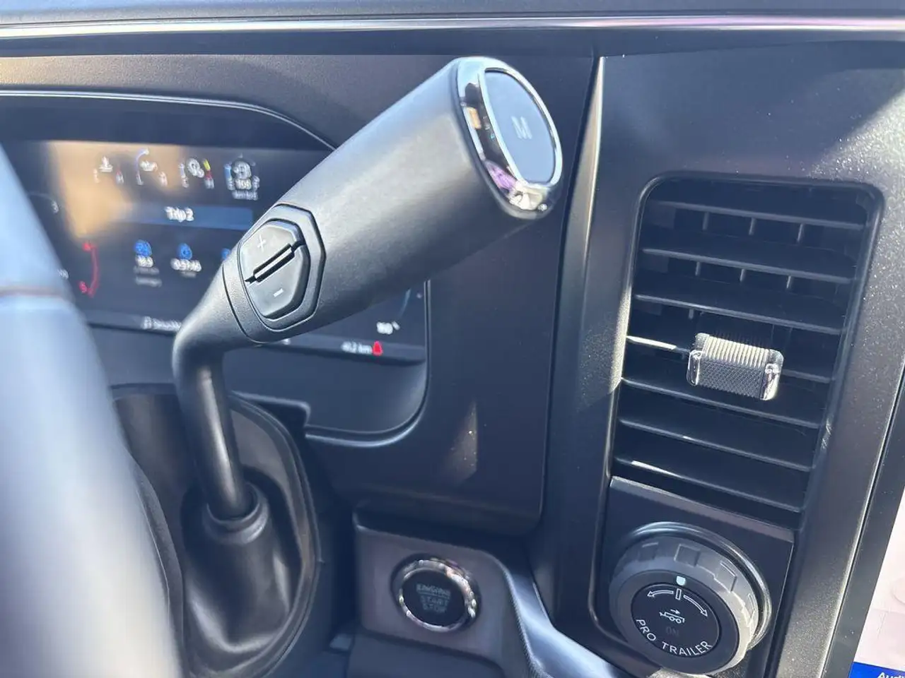 Ford F 350 снимка Ford F 350