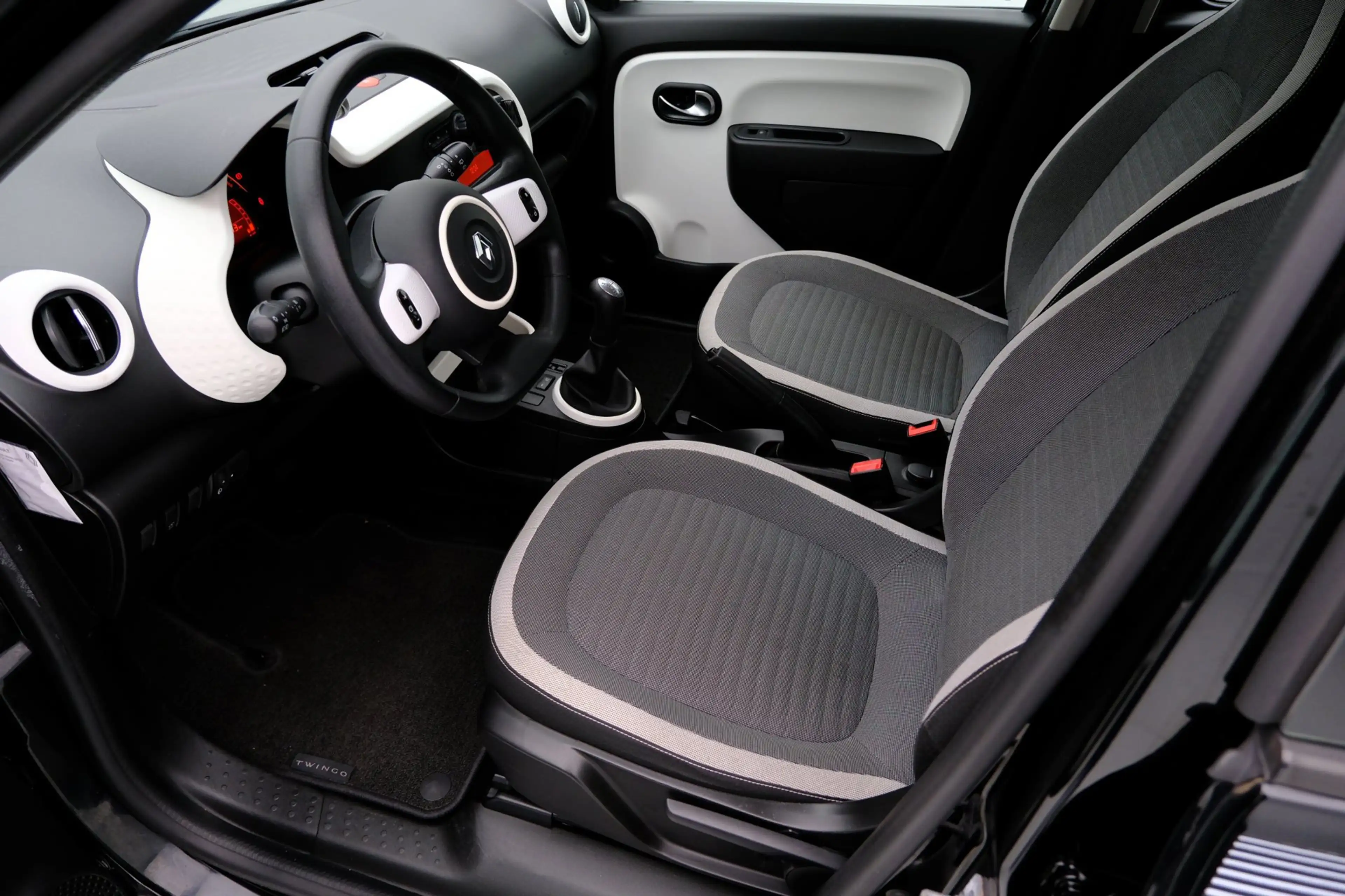 Renault Twingo 1.0 SCe Collection 5-drs Airco|Cruise|LED dagrij — photo 2