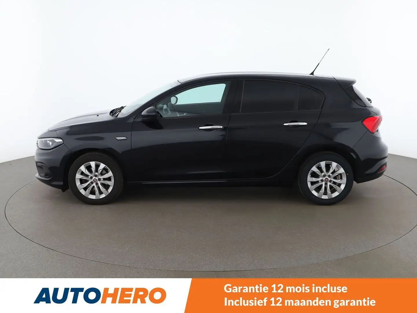 Fiat Tipo 1.6 Lounge Fekete - 2