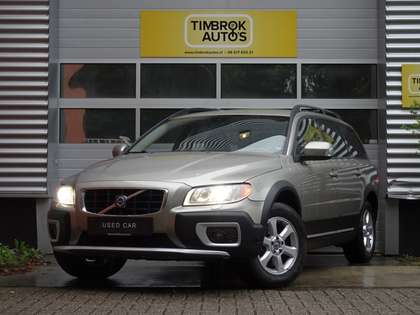 Volvo XC70 3.2 AWD *Xenon/Trekhaak/Leer/Historie/Youngtimer*