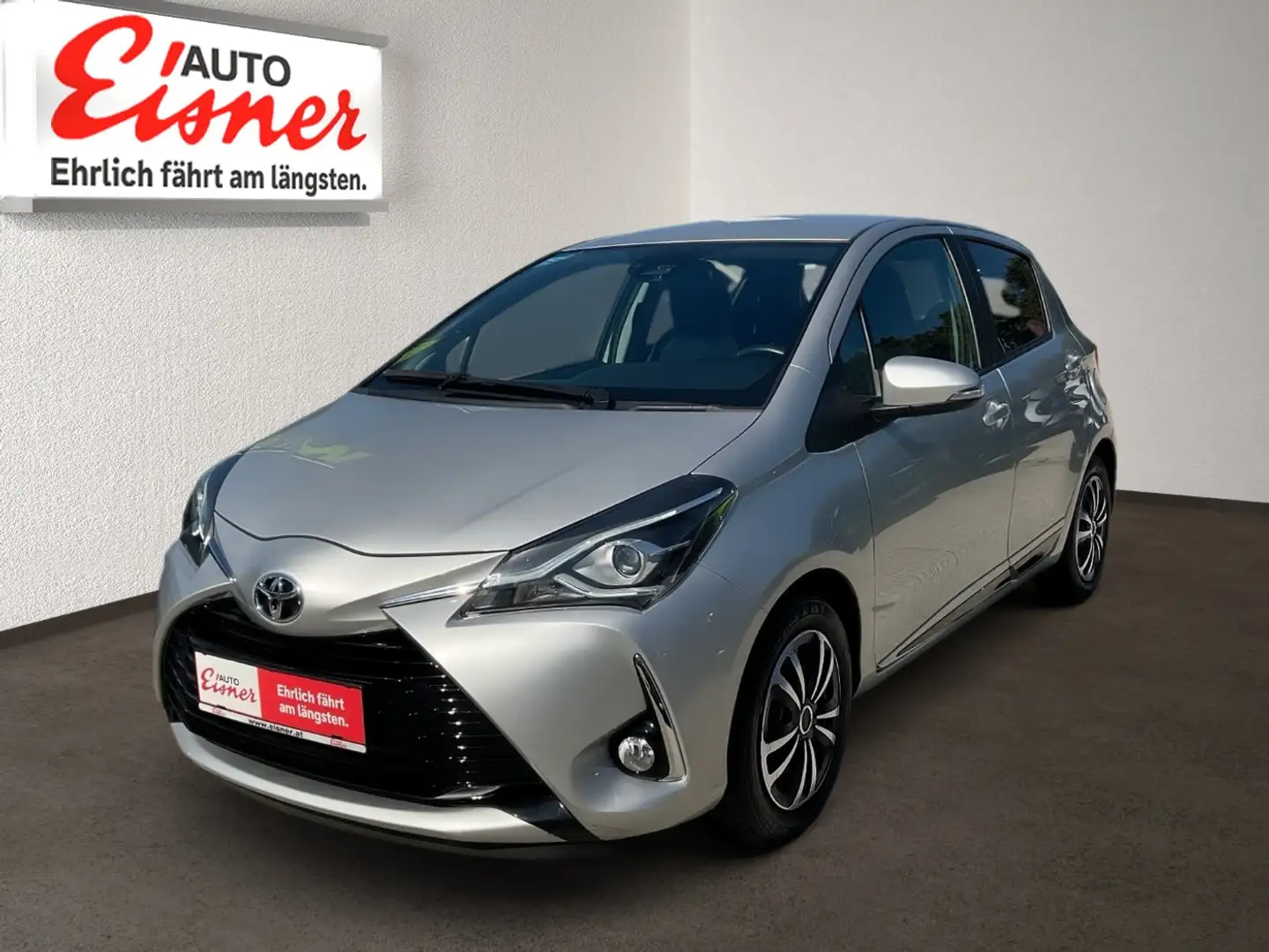 Toyota Yaris 1.0 VVT-I ACTIVE Silber - 2