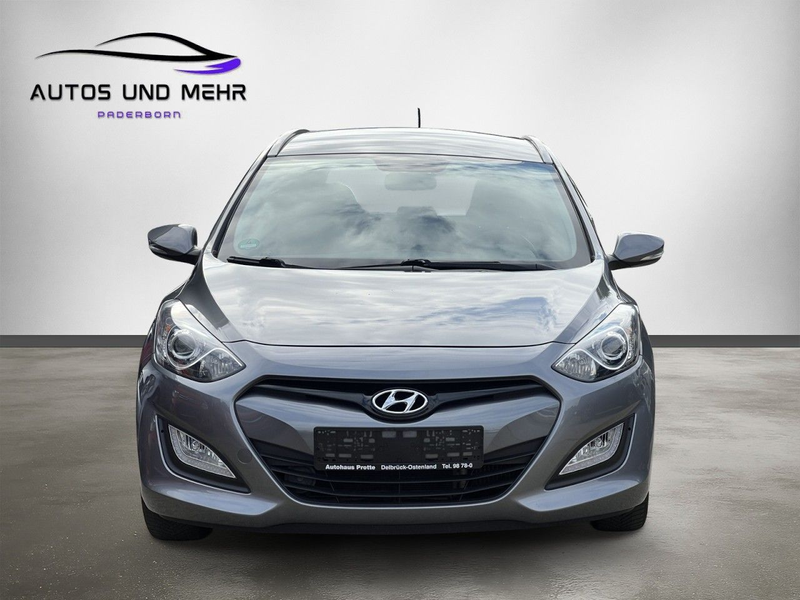Hyundai i30 cw Trend *2.Hand*Scheckheftgepflegt*Euro5* — photo 2