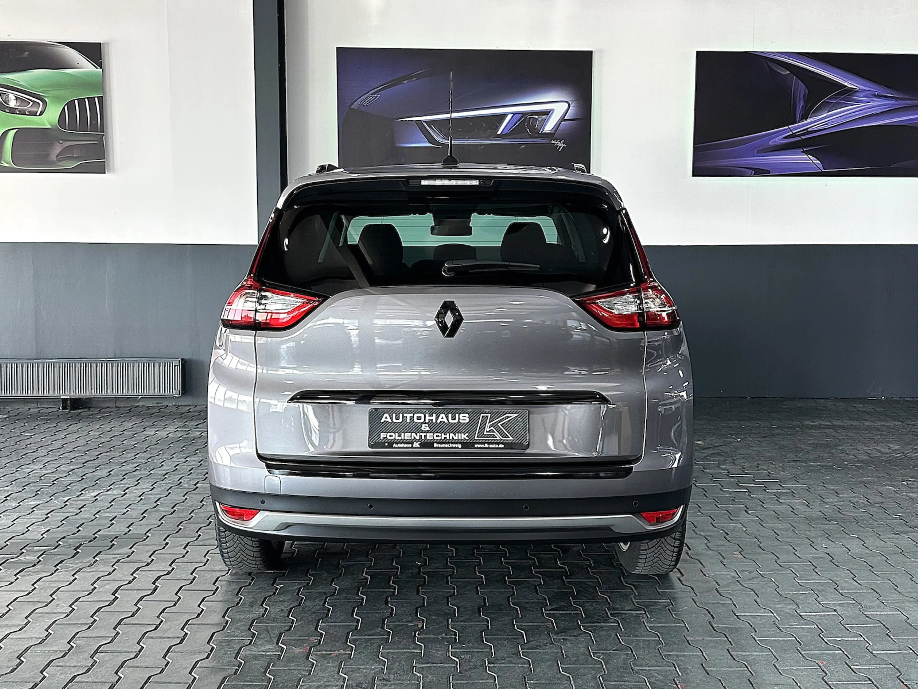 Renault Grand Scenic DCI De Luxe BLACKSTYLE*AUT*ASSIST — photo 6