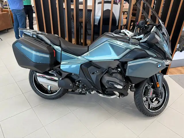 BMW R 1300 RT in Blue for sale