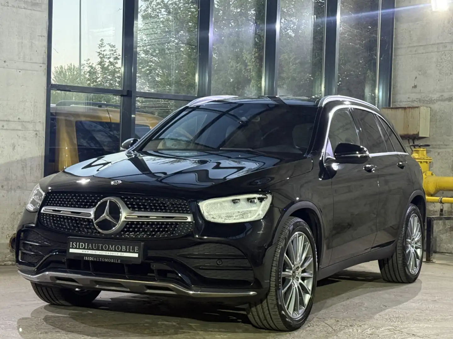 Mercedes-Benz GLC 220 d 4-Matic AMG LED MBUX Sitzbelüftung 20 Noir - 1