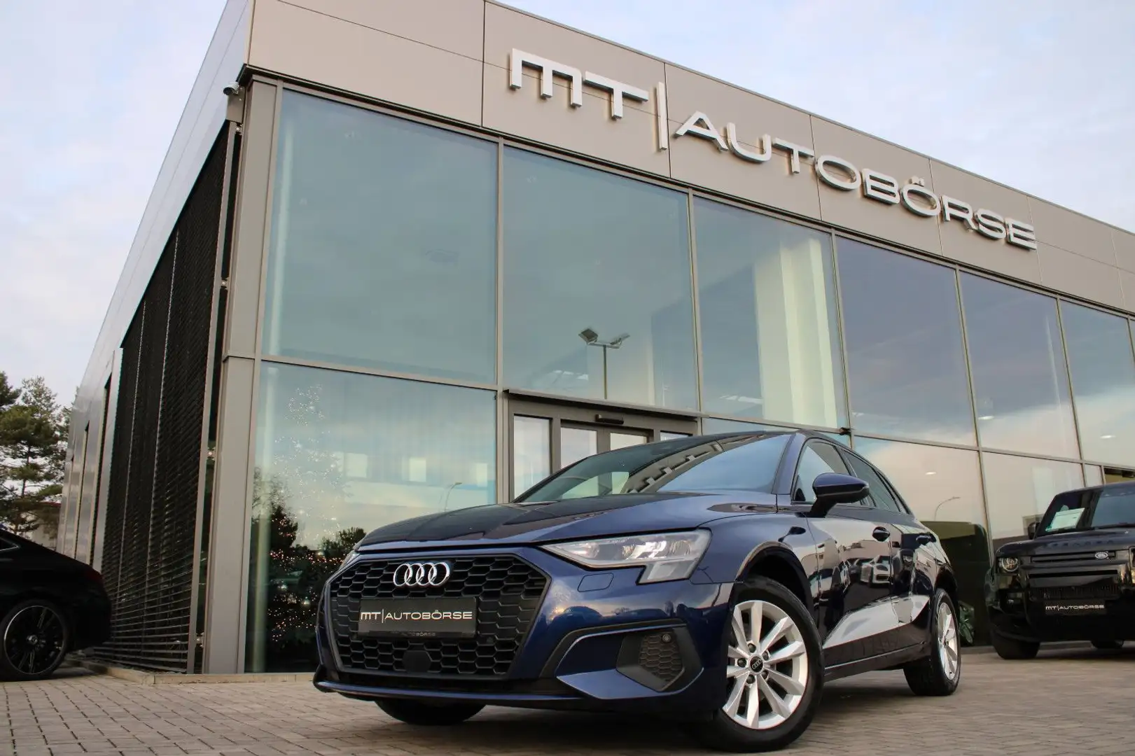 Audi A3 SPORTBACK 30 TDI 1.HD/CARPLAY/VIRTUAL/KAMERA Blau - 1