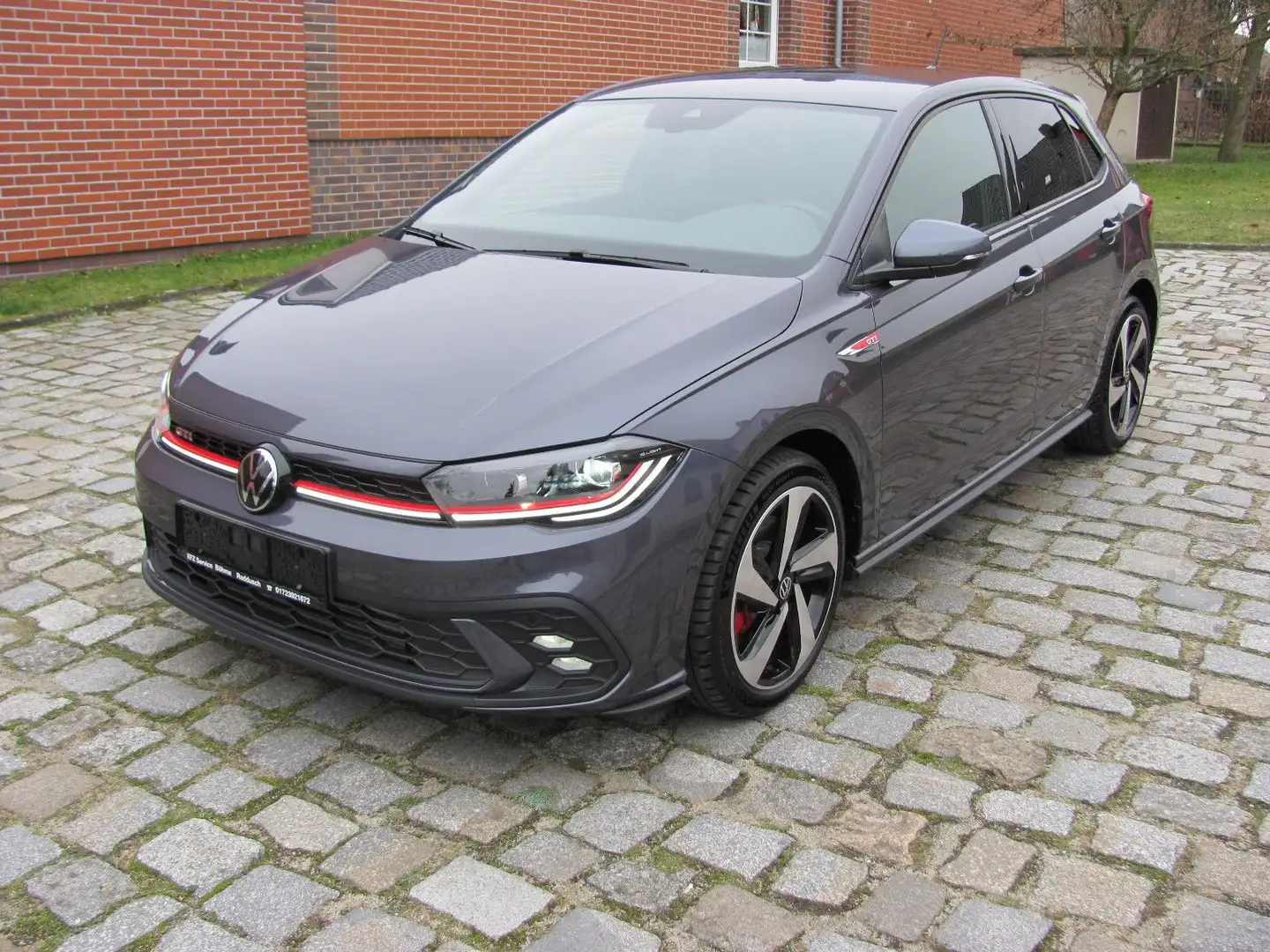 Volkswagen Polo VI GTI 2.0 TSI DSG  MATRIX LED ACC PDC Gris - 2