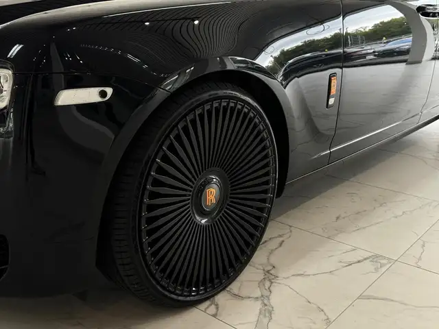 Rolls-Royce Ghost view 15