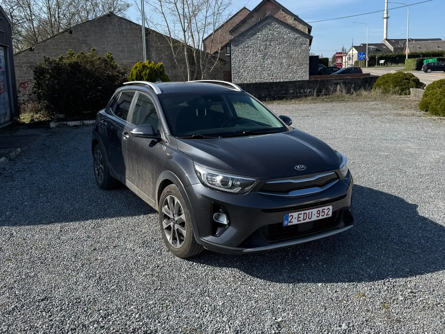 Kia Stonic 1.0 T MHEV Black Edition ISG Gris - 2