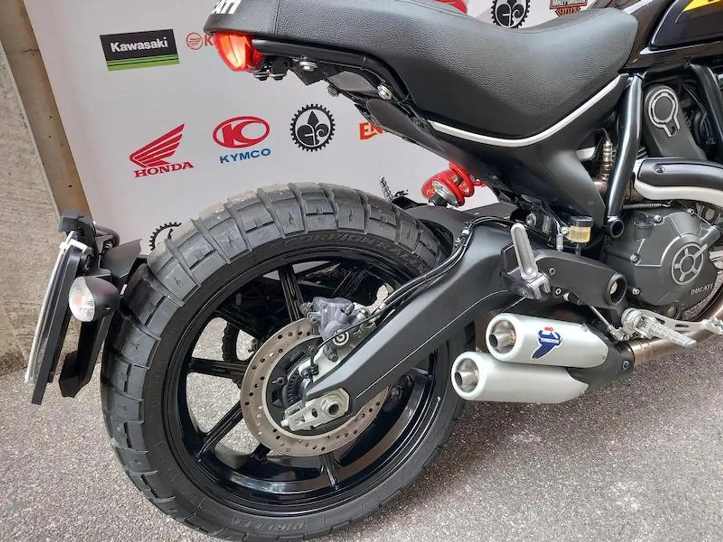 Ducati Scrambler - 2