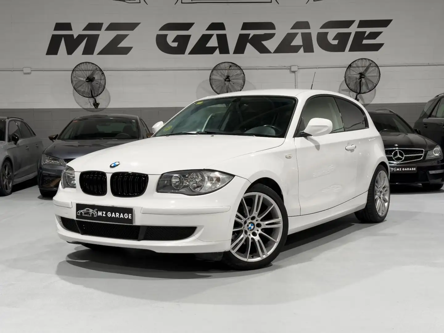 BMW 116 116d Wit - 1