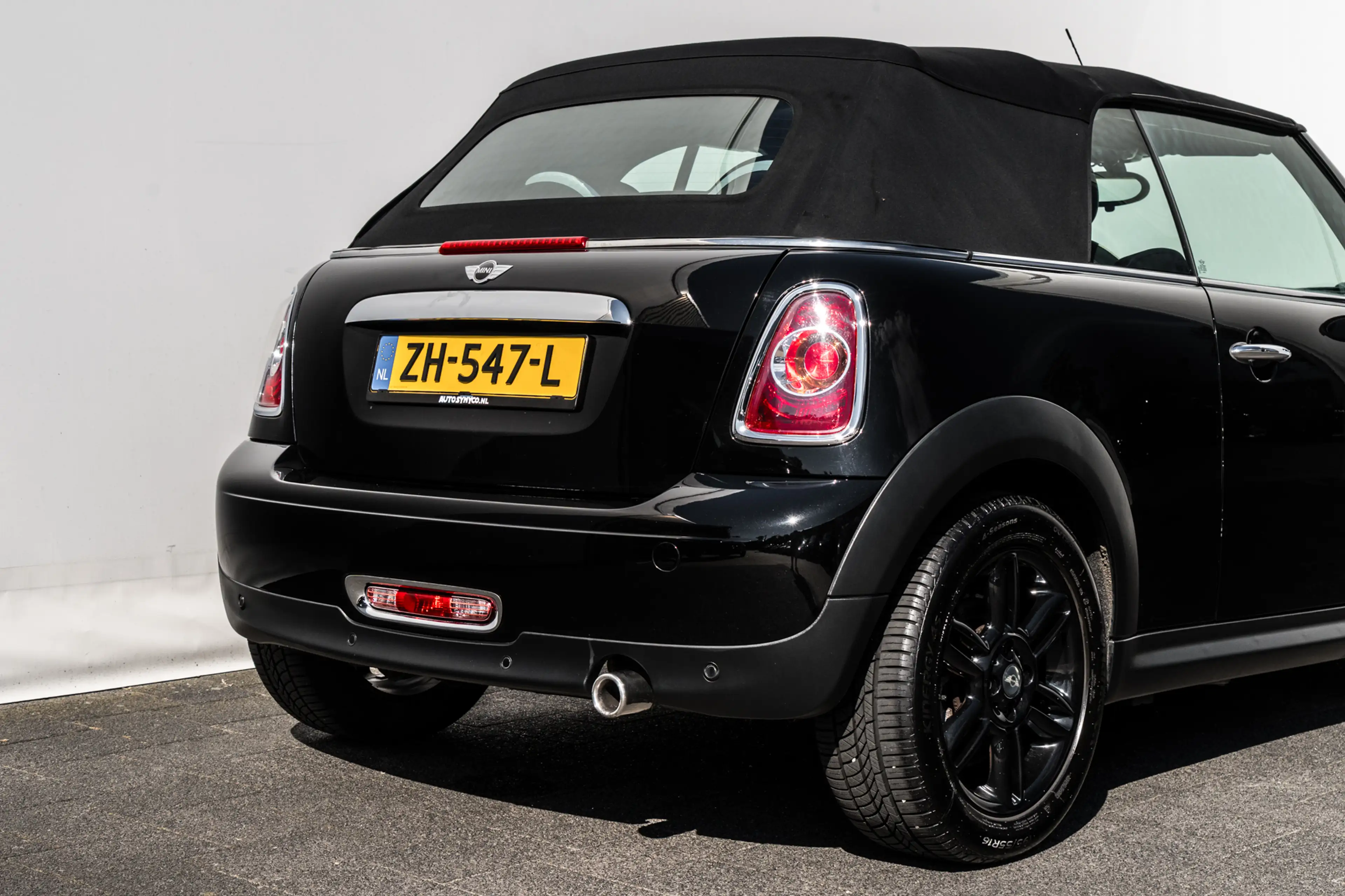 MINI Cooper Cabrio 1.6 Chili | Stoelverwarming | Leder | Cruise Contr — photo 17