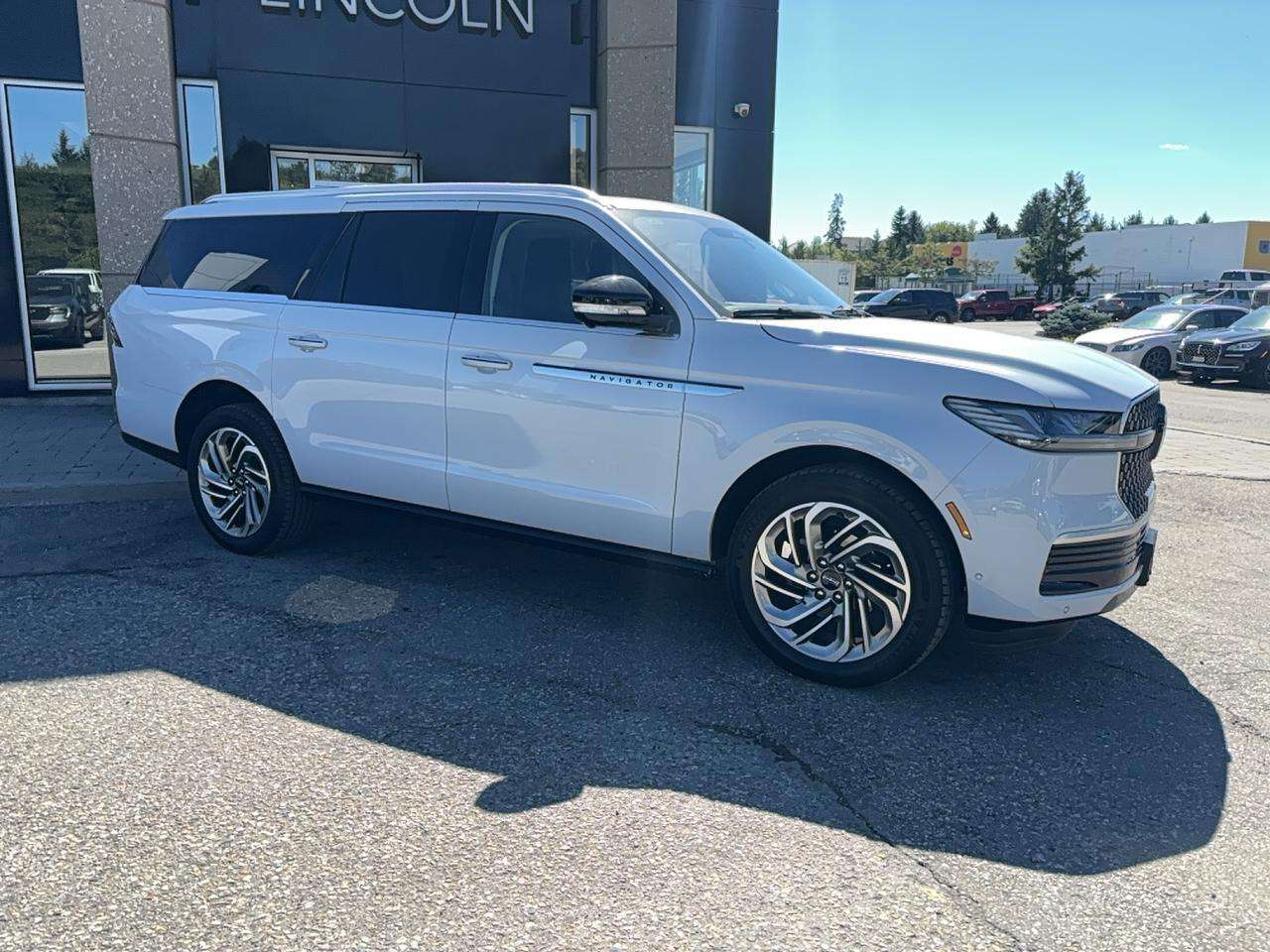 2025 Lincoln Navigator LONG VERSION, 22 RIMS, LOADED, OVER 137K NEW! — снимка 1