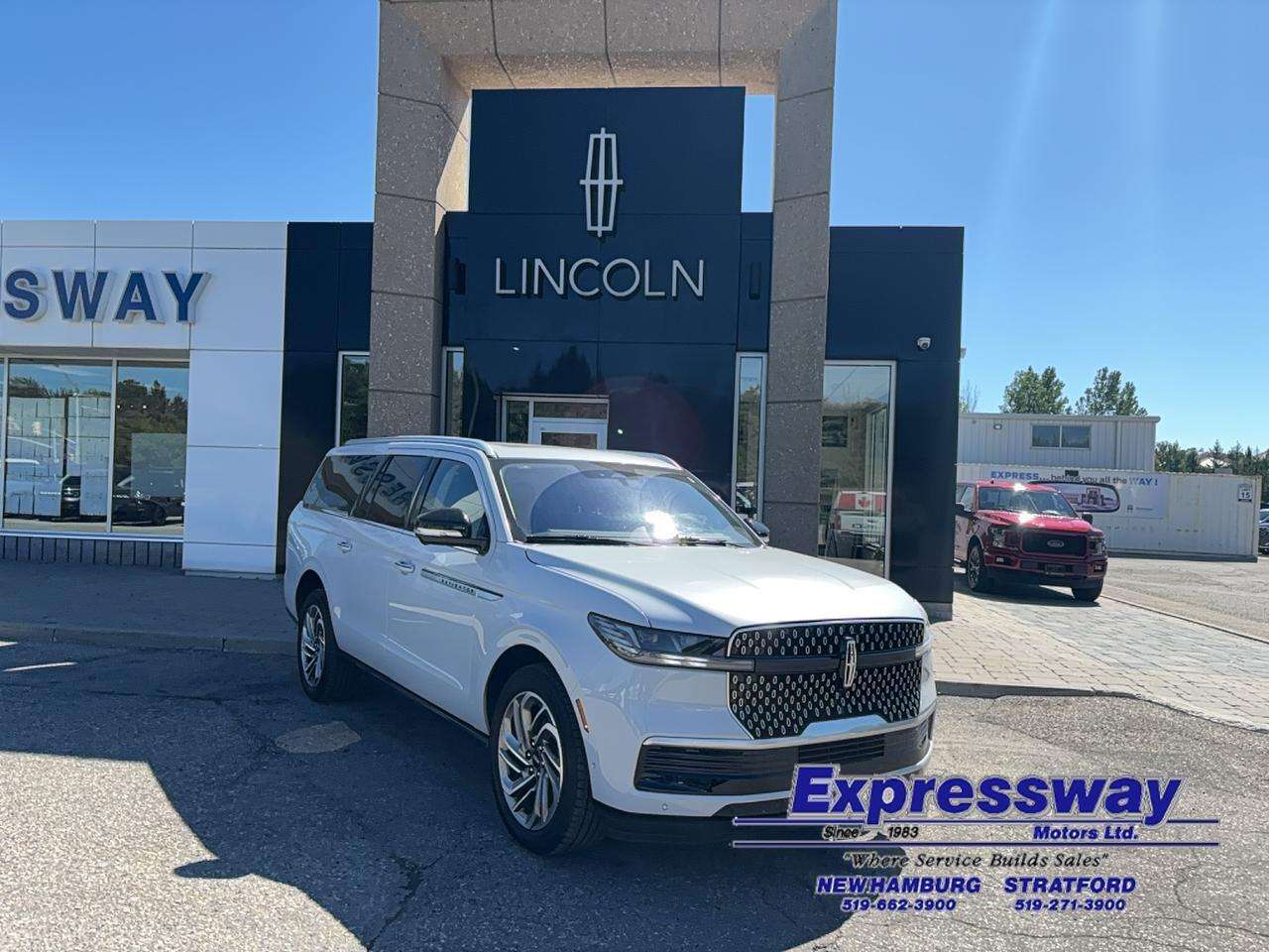 2025 Lincoln Navigator LONG VERSION, 22 RIMS, LOADED, OVER 137K NEW!
