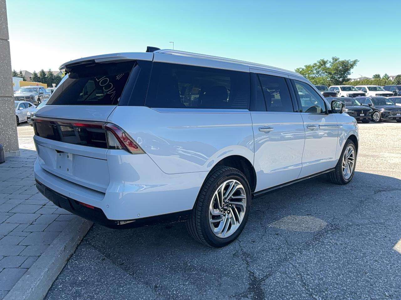 2025 Lincoln Navigator LONG VERSION, 22 RIMS, LOADED, OVER 137K NEW! — снимка 1