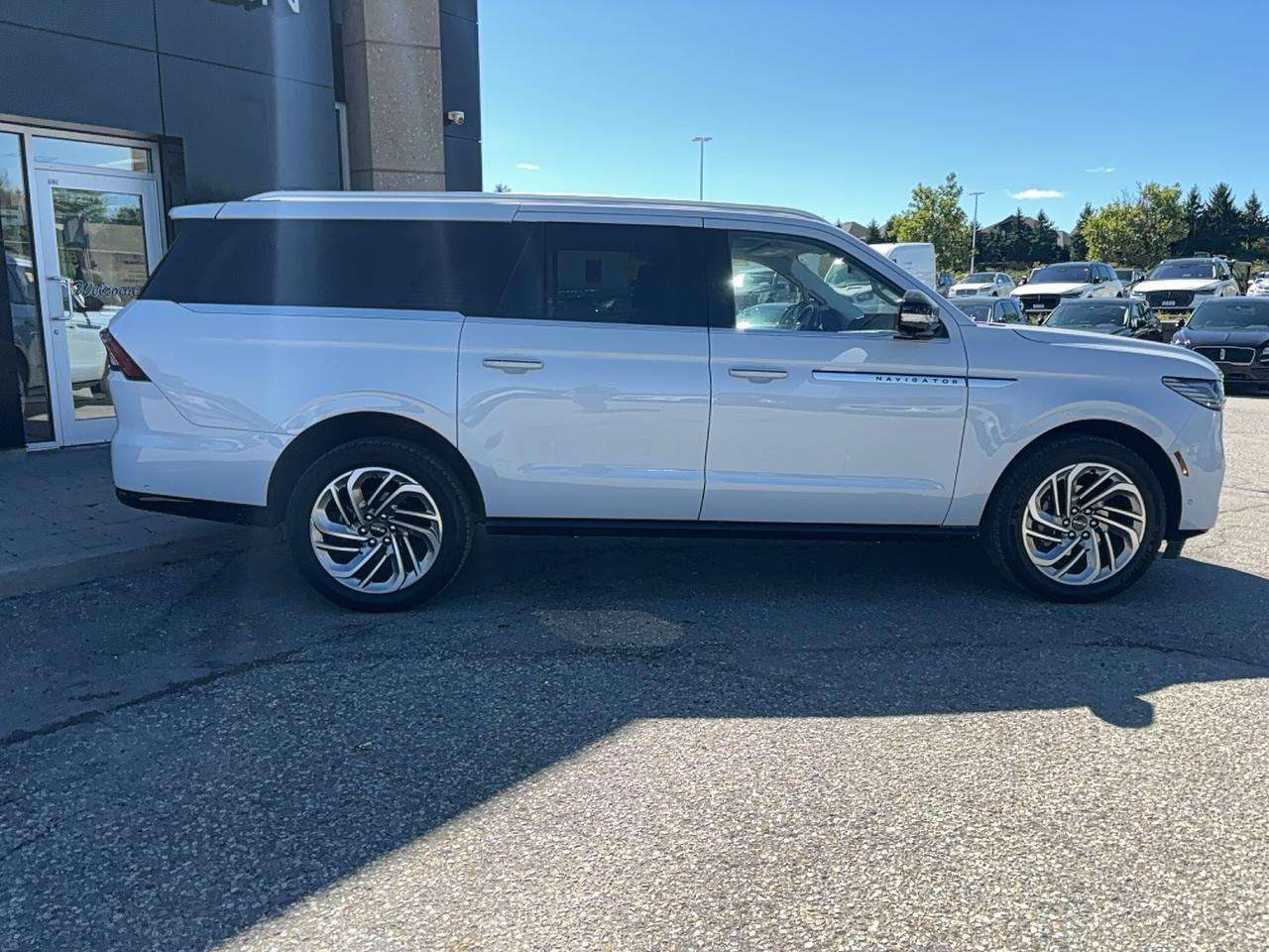 2025 Lincoln Navigator LONG VERSION, 22 RIMS, LOADED, OVER 137K NEW! — снимка 1