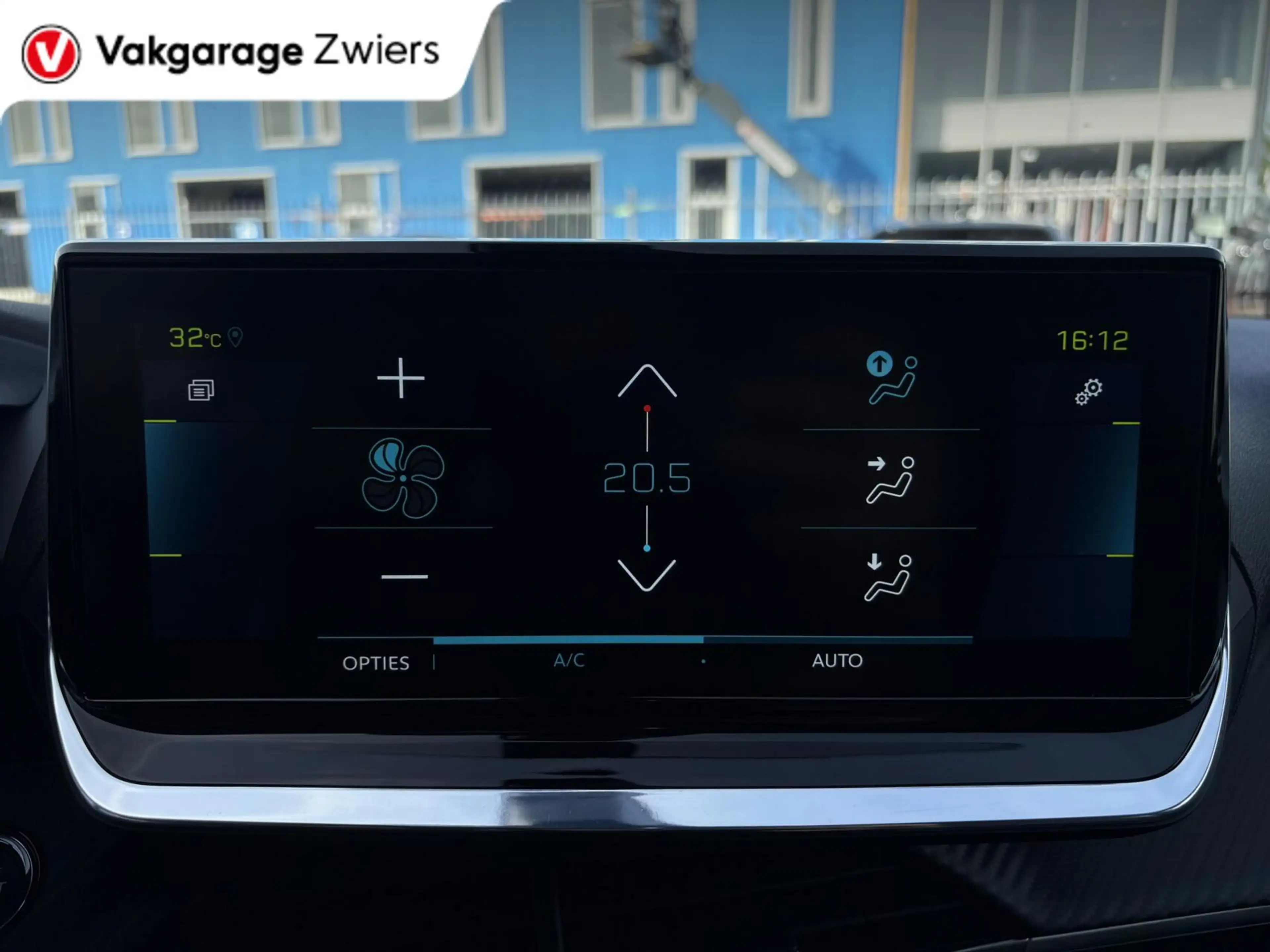 Peugeot e-2008 EV Blue Lease Allure 50 kWh|SOH90.3%|3-Fase|3D I-c — photo 25