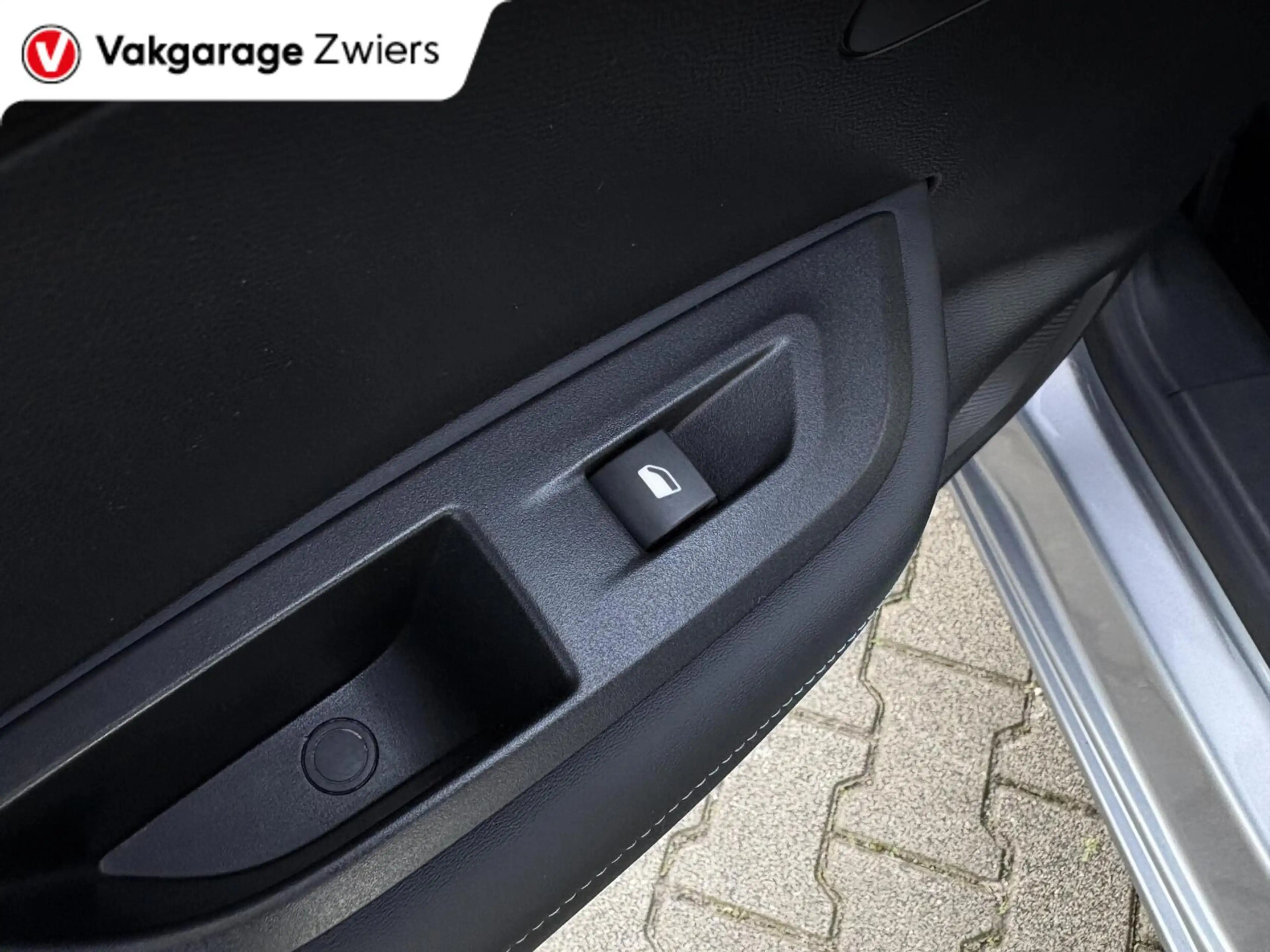 Peugeot e-2008 EV Blue Lease Allure 50 kWh|SOH90.3%|3-Fase|3D I-c — photo 34