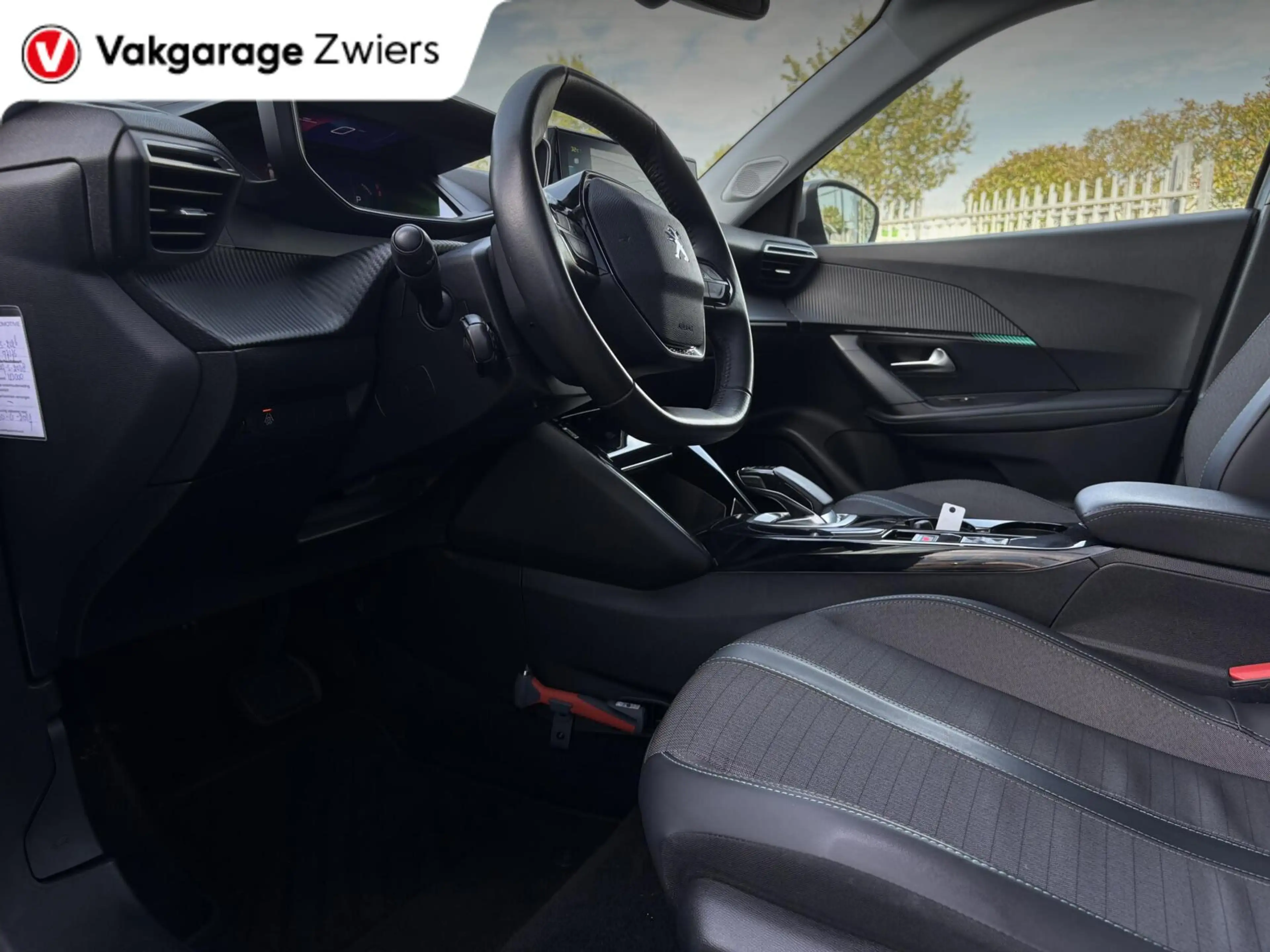 Peugeot e-2008 EV Blue Lease Allure 50 kWh|SOH90.3%|3-Fase|3D I-c — photo 18