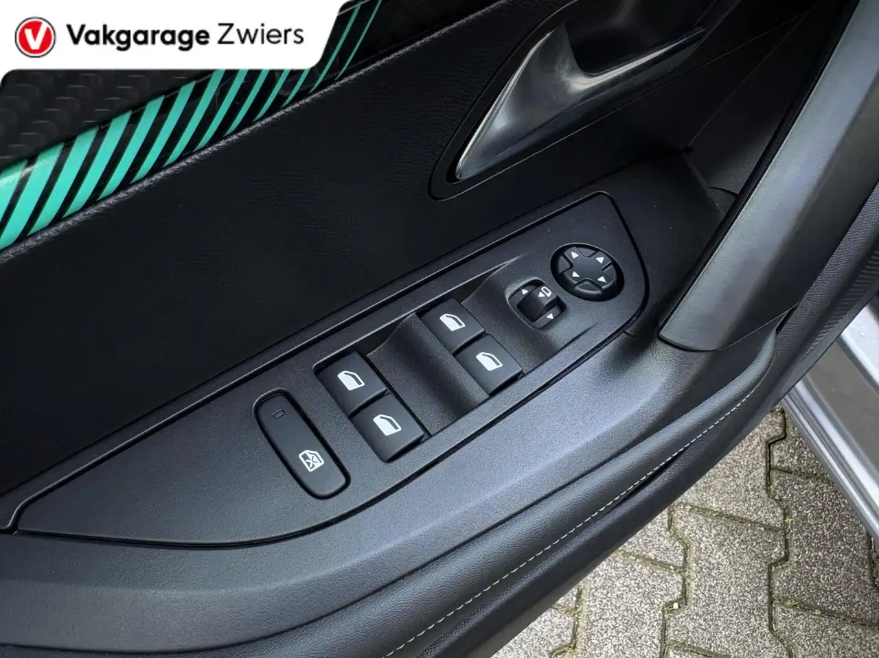 Peugeot E-2008 EV Blue Lease Allure 50 kWh SOH90.3% 3-Fase 3D I-c, миниатюра 11