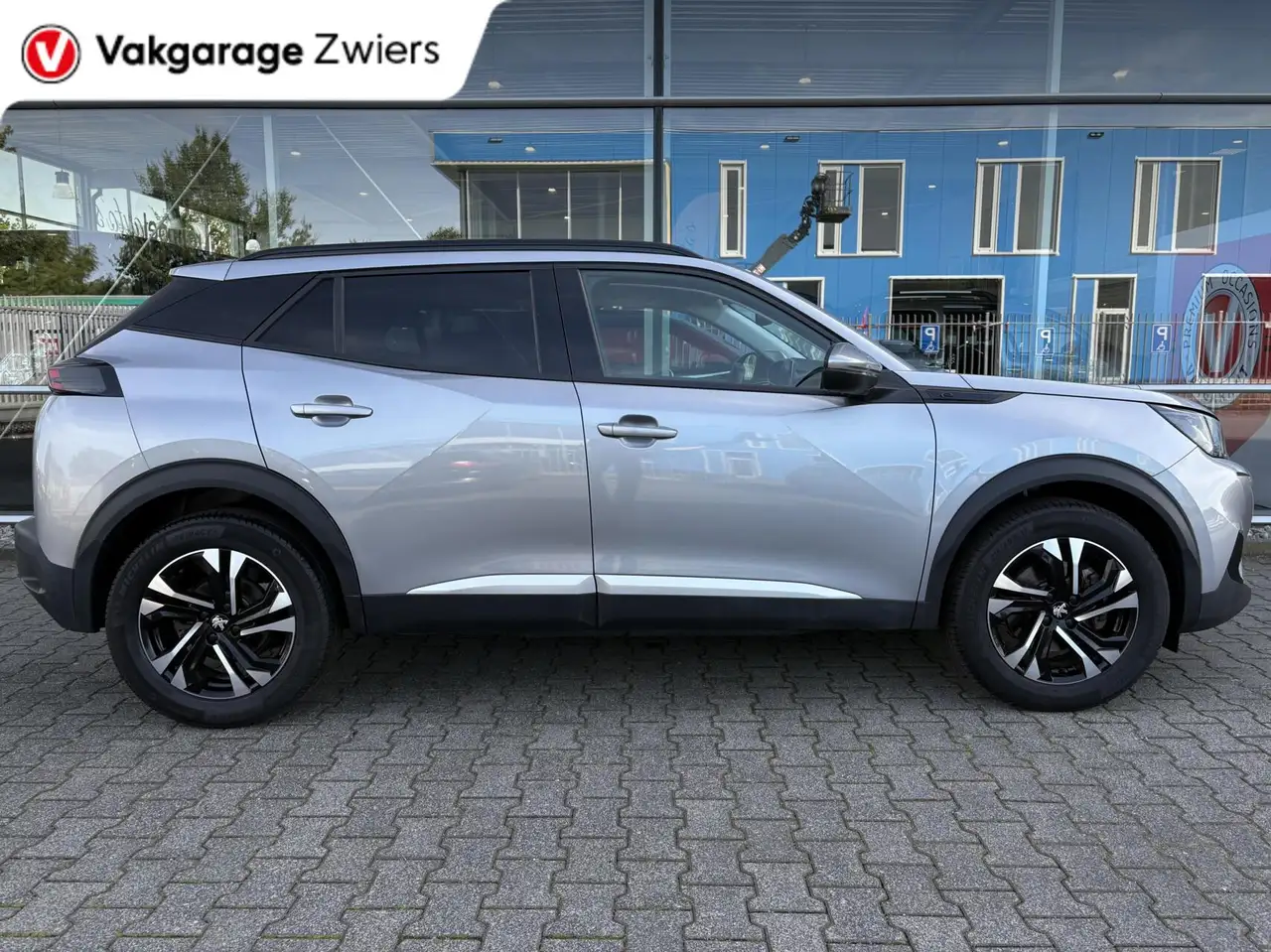 Peugeot E-2008 EV Blue Lease Allure 50 kWh SOH90.3% 3-Fase 3D I-c, миниатюра 7