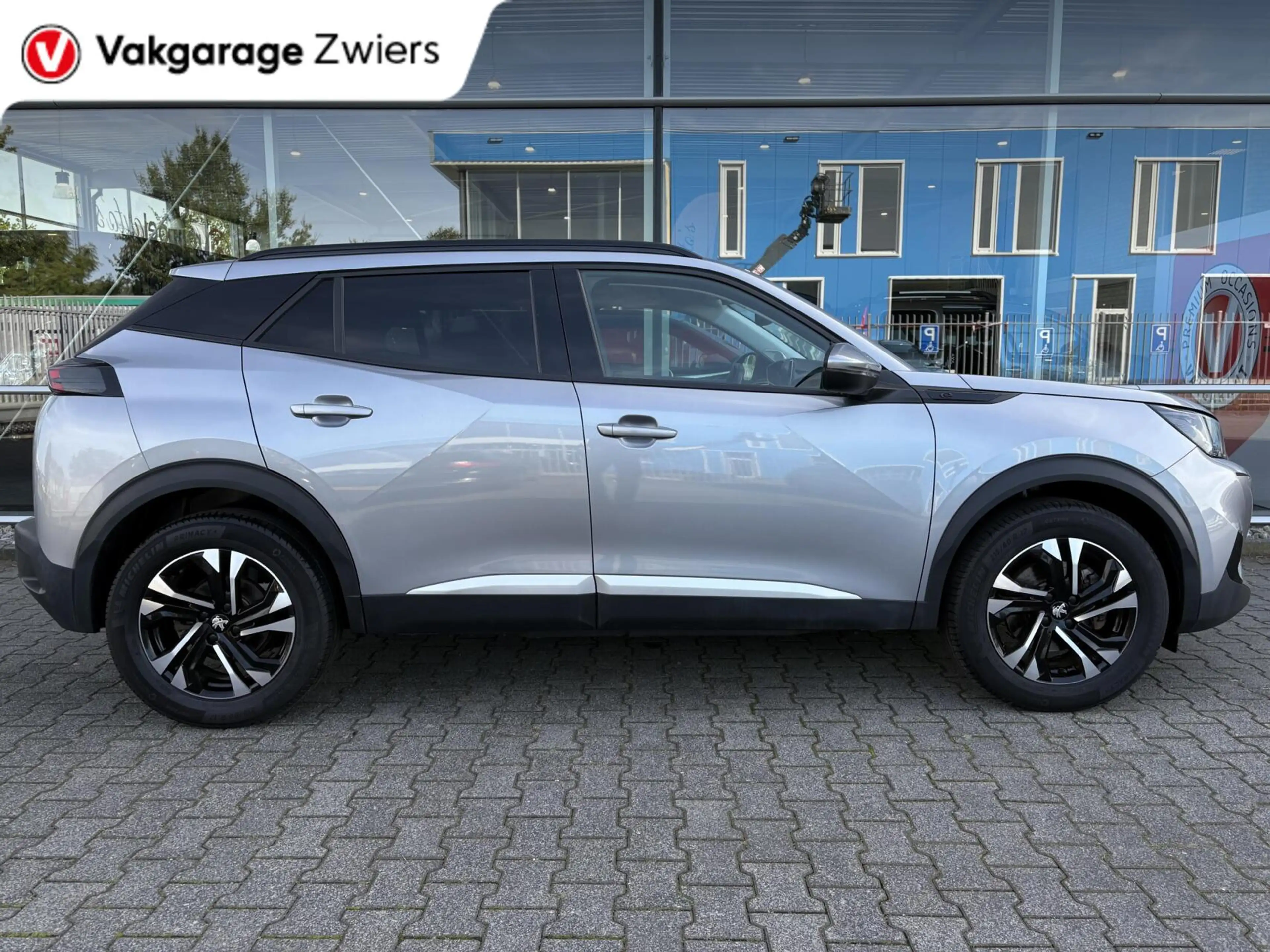 Peugeot e-2008 EV Blue Lease Allure 50 kWh|SOH90.3%|3-Fase|3D I-c — photo 7