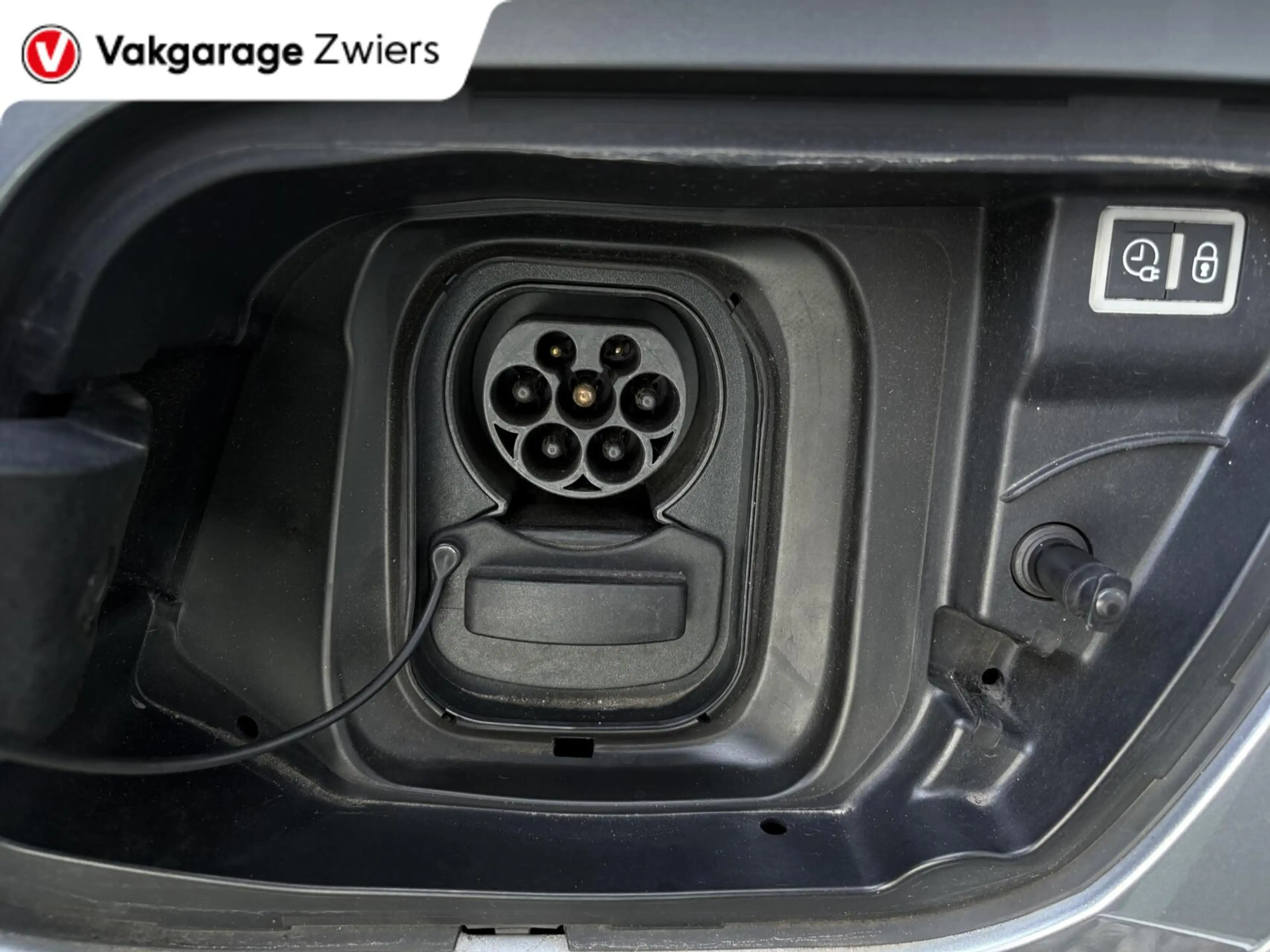 Peugeot e-2008 EV Blue Lease Allure 50 kWh|SOH90.3%|3-Fase|3D I-c — photo 39