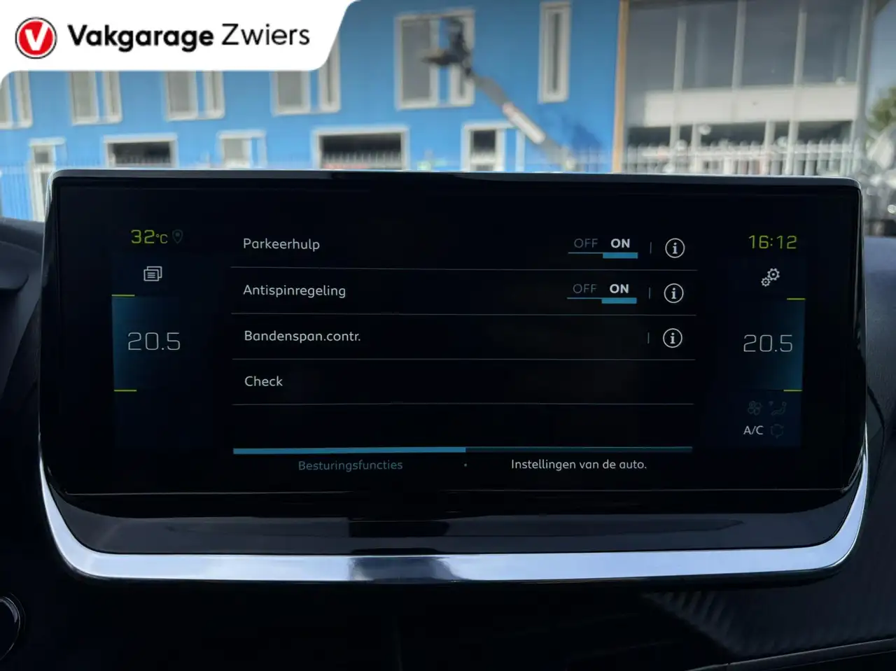 Peugeot E-2008 EV Blue Lease Allure 50 kWh SOH90.3% 3-Fase 3D I-c, миниатюра 26