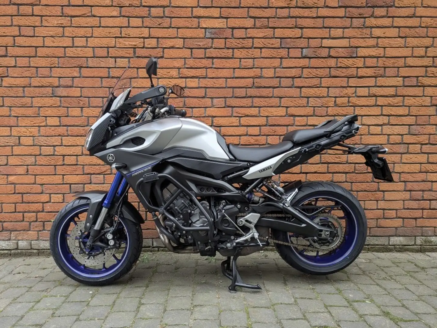 Yamaha Tracer 900 Zwart - 2