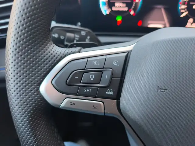 Volkswagen Tiguan R-Line TDI 4MOTION DSG Ansicht 6