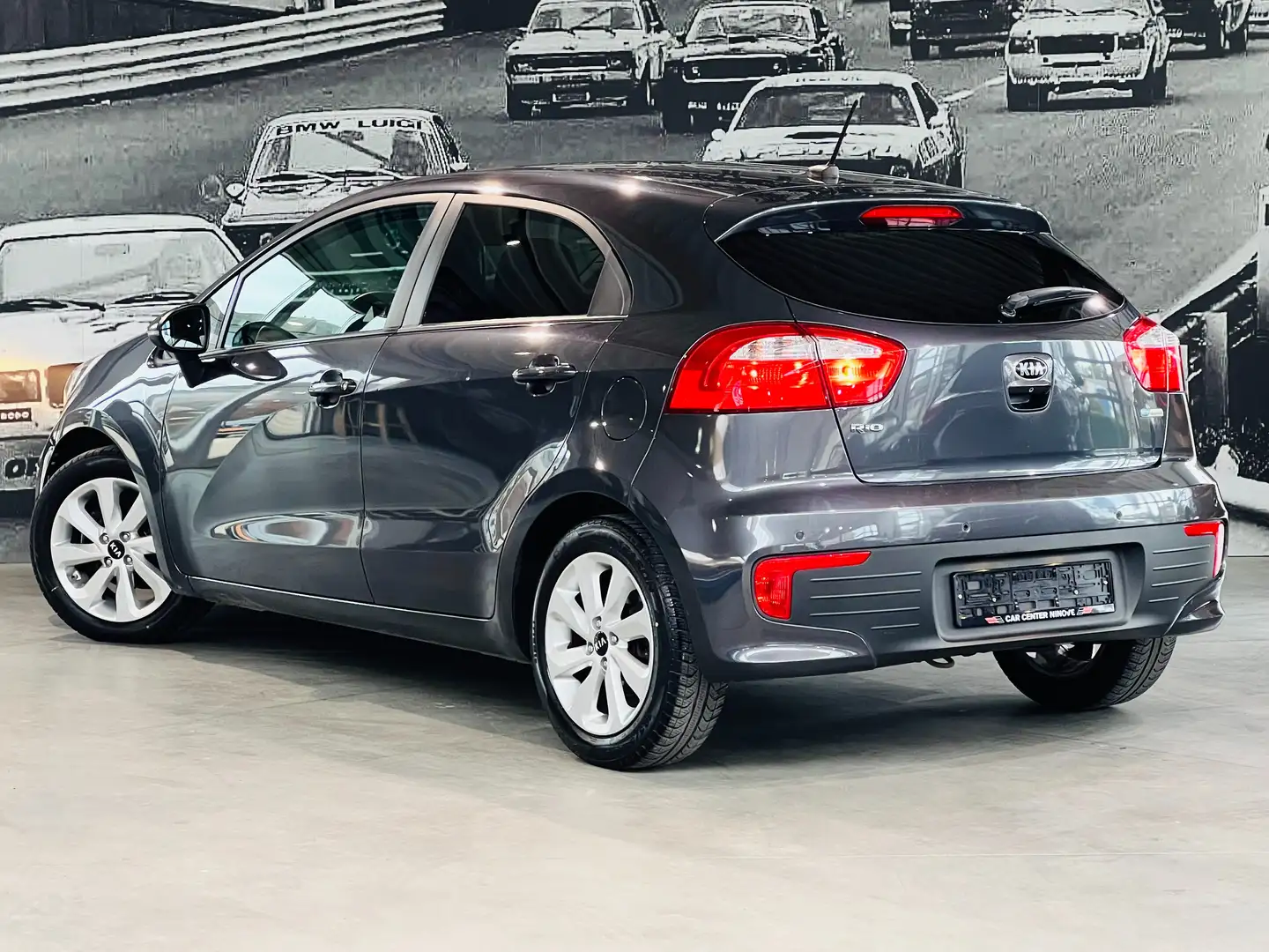 Kia Rio Rio 1.2 Gris - 2