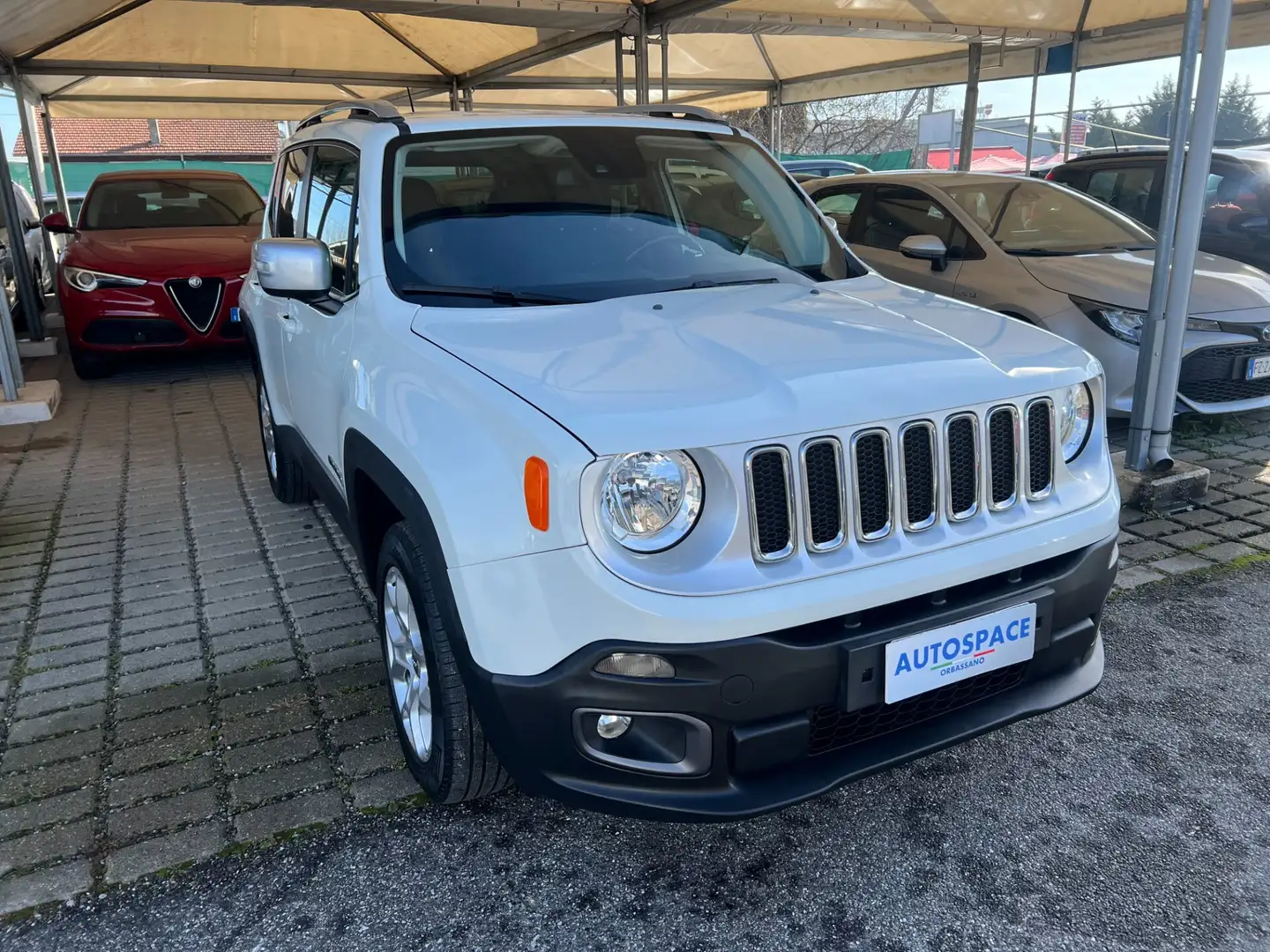 Jeep Renegade 2.0 Mjt 140CV 4WD Active Drive Limited Weiß - 2