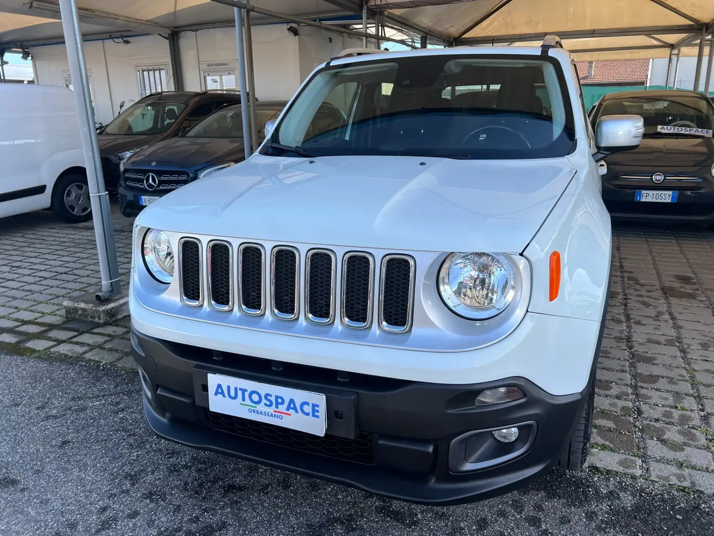 Jeep Renegade 2.0 Mjt 140CV 4WD Active Drive Limited Wit - 1
