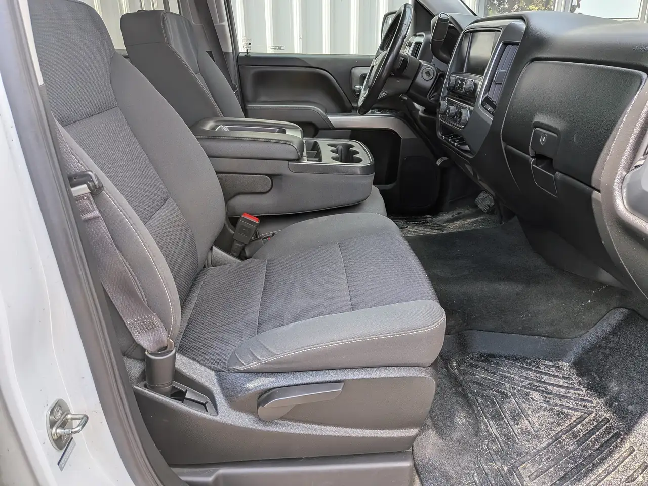 Chevrolet Silverado 1500 снимка Chevrolet Silverado 1500