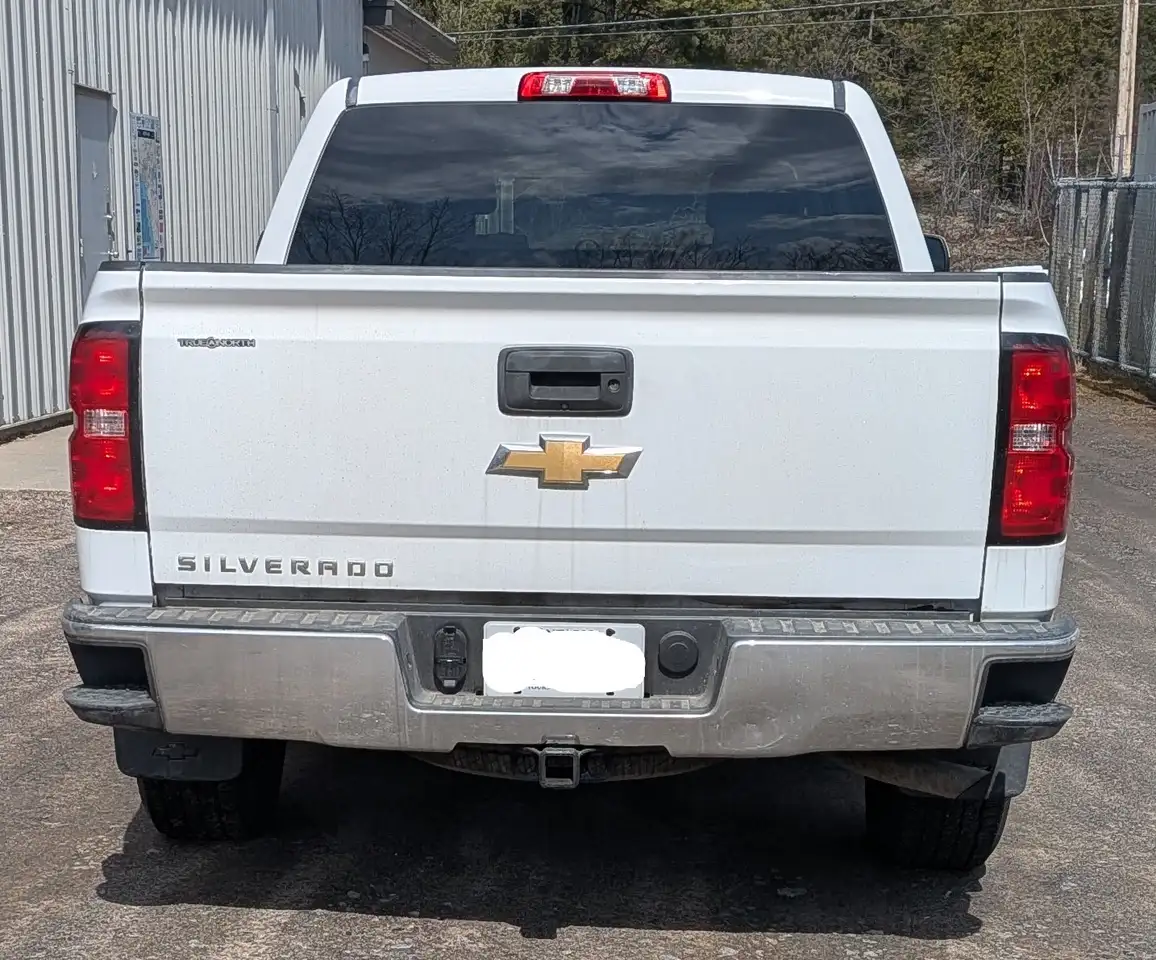 Chevrolet Silverado 1500 снимка Chevrolet Silverado 1500
