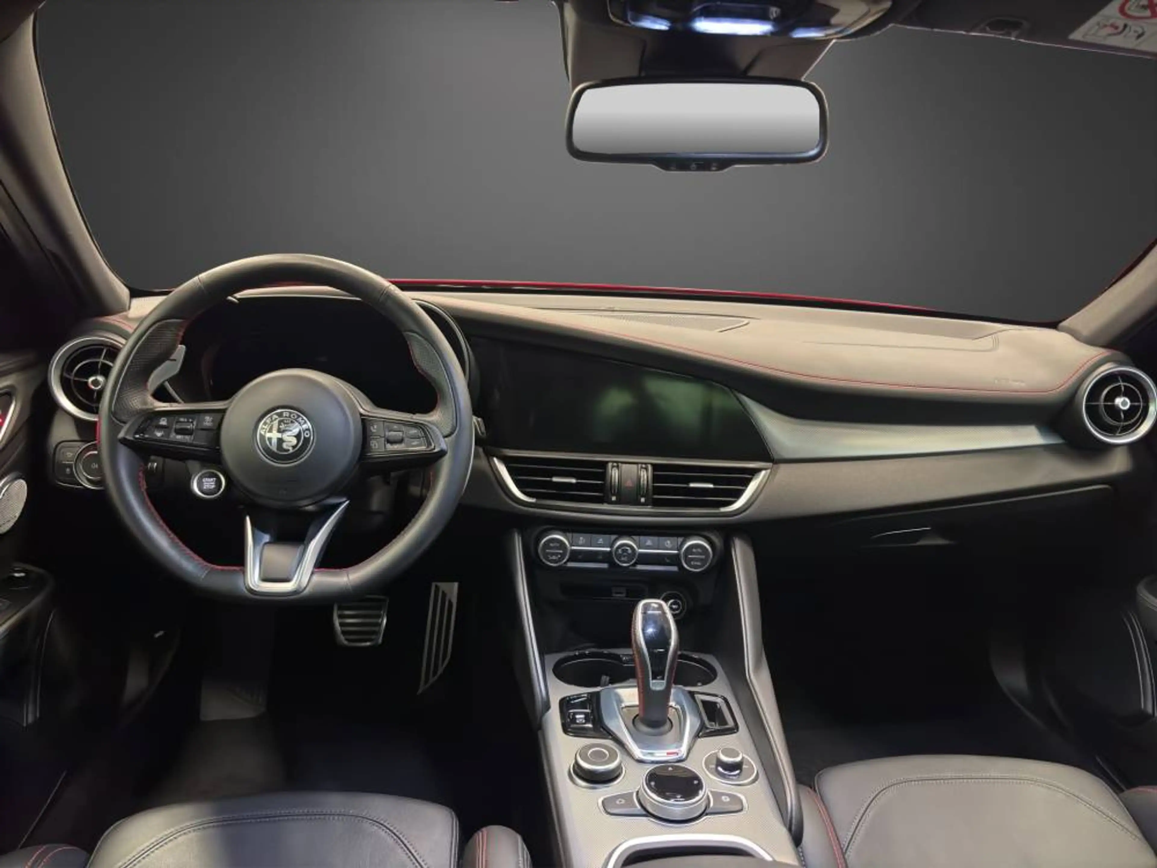 Alfa Romeo Giulia MY23 Competizione 2.0 Turbo 16V 206kW (280 — photo 9