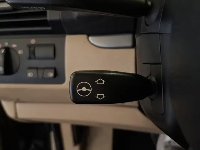 BMW X5 view 15