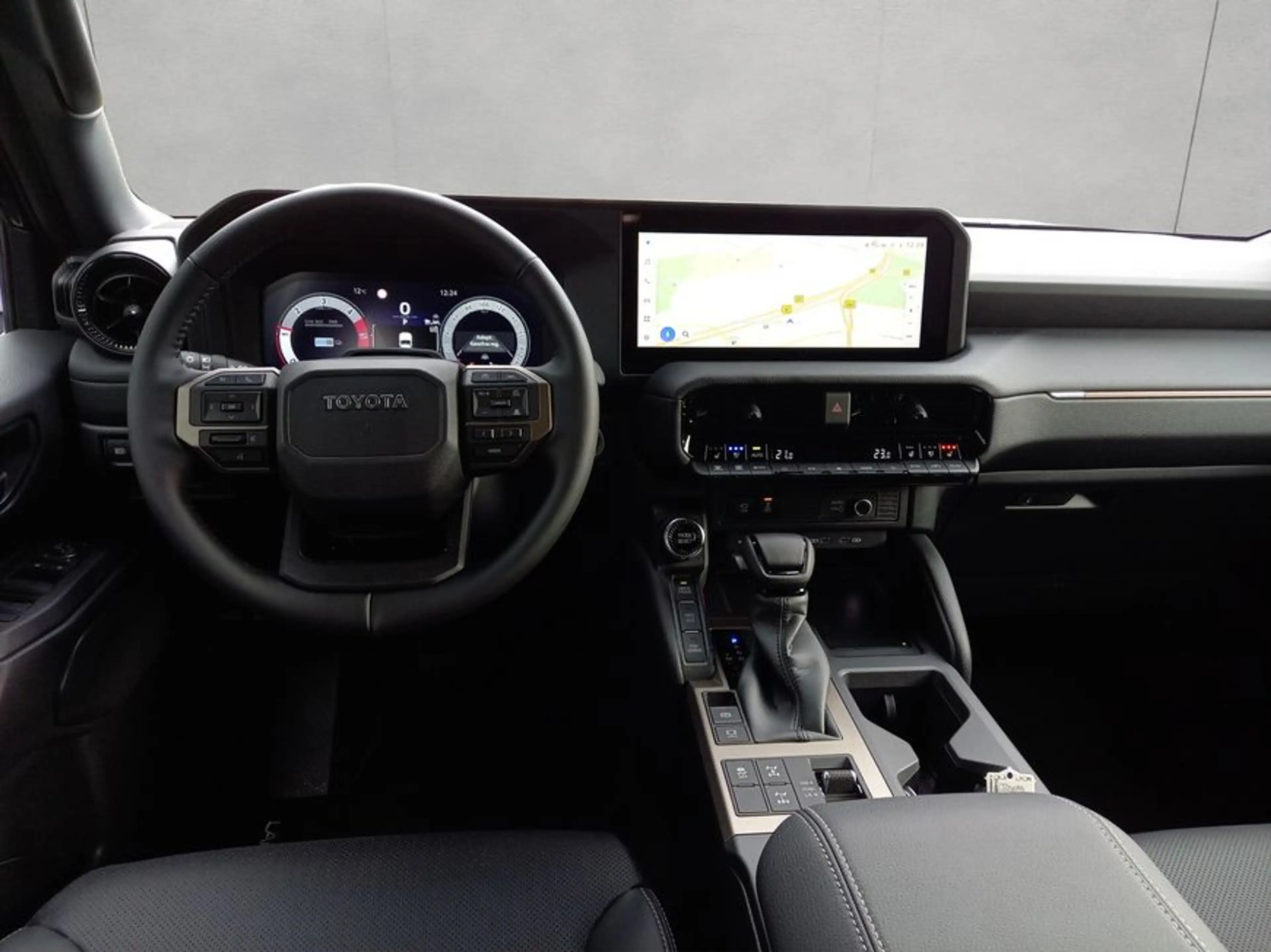 Toyota Land Cruiser 2.8 D Mild-Hybrid Executive AHK WKR — photo 13